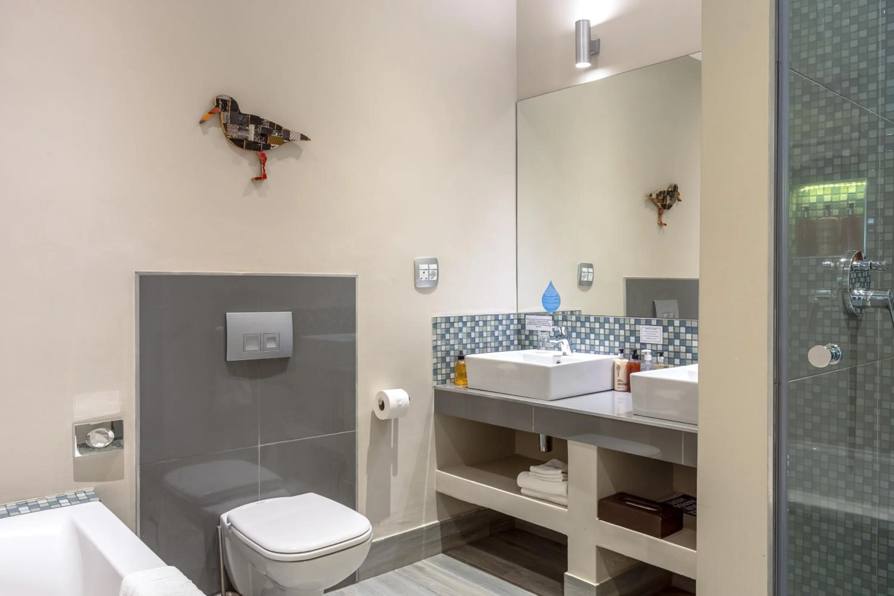 Bathroom in Whale Rock Luxury Lodge