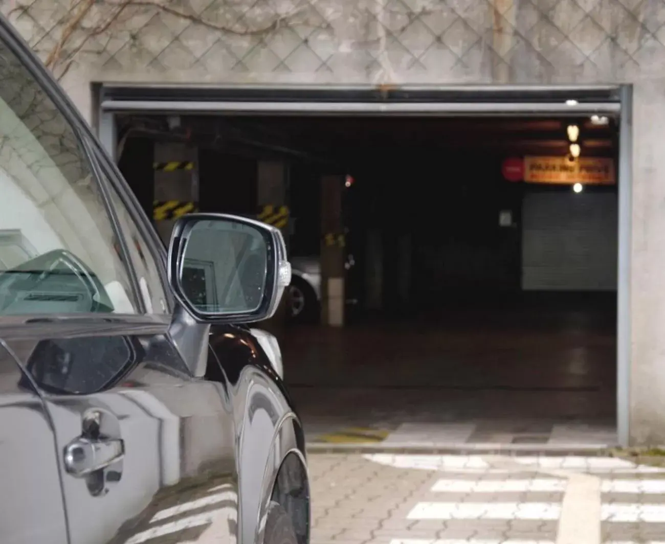Facade/entrance in Logis Hôtel du Midi - Saint Etienne Sud Facade/entrance in Logis Hôtel du Midi - Saint Etienne Sud