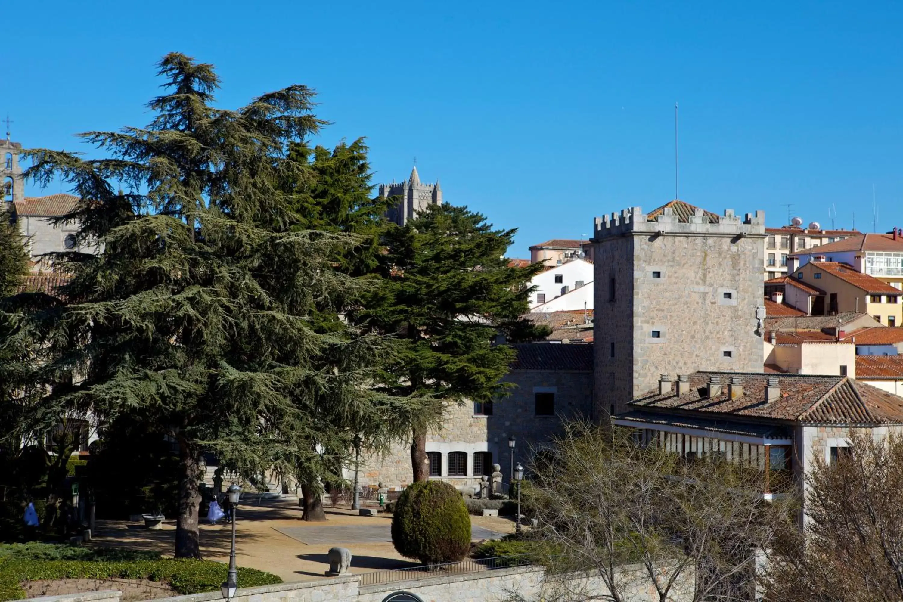 Facade/entrance in Parador de Ávila Facade/entrance in Parador de Ávila