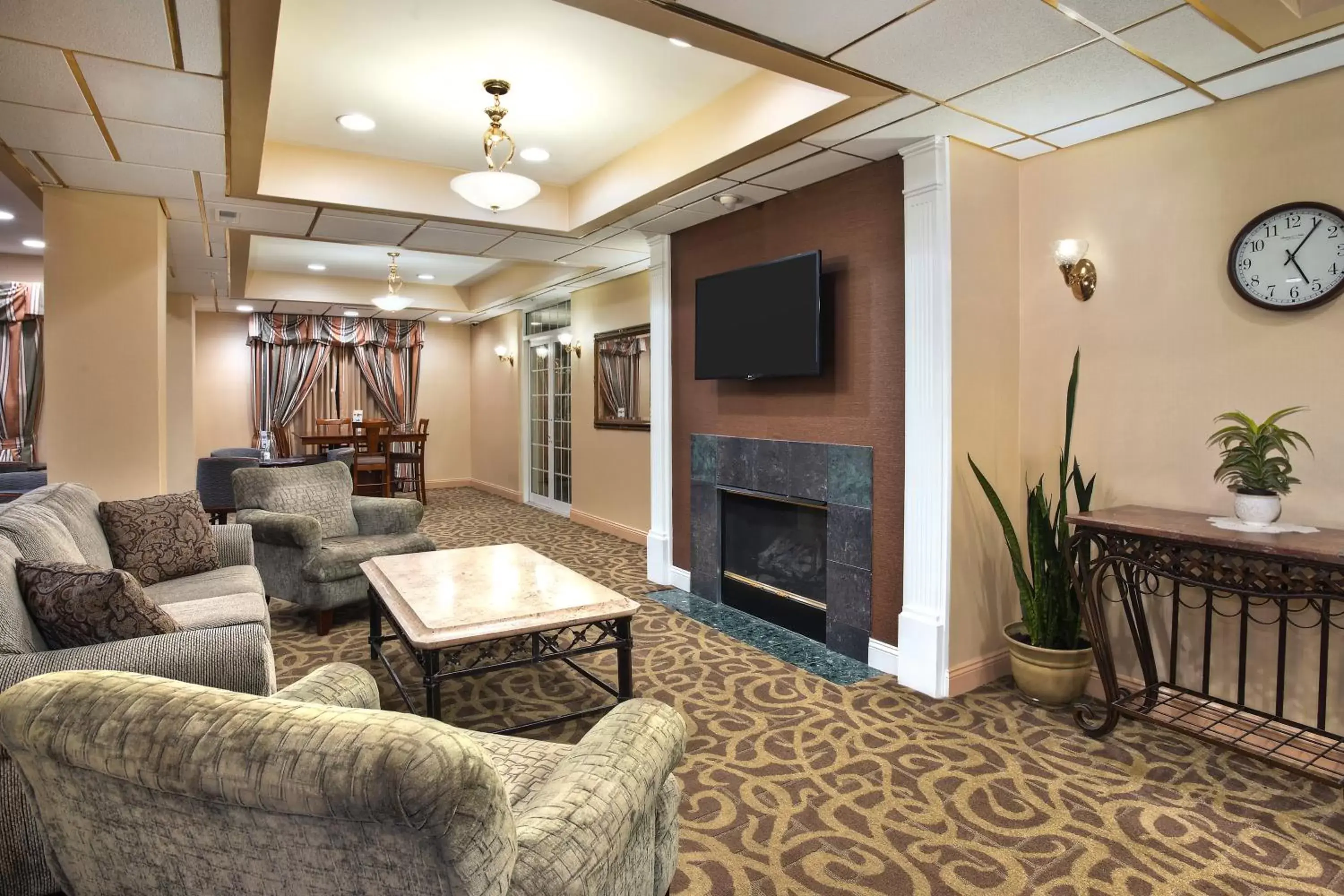 Decorative detail, Seating Area in Holiday Inn Express Hotel and Suites Harrington - Dover Area, an IHG Hotel