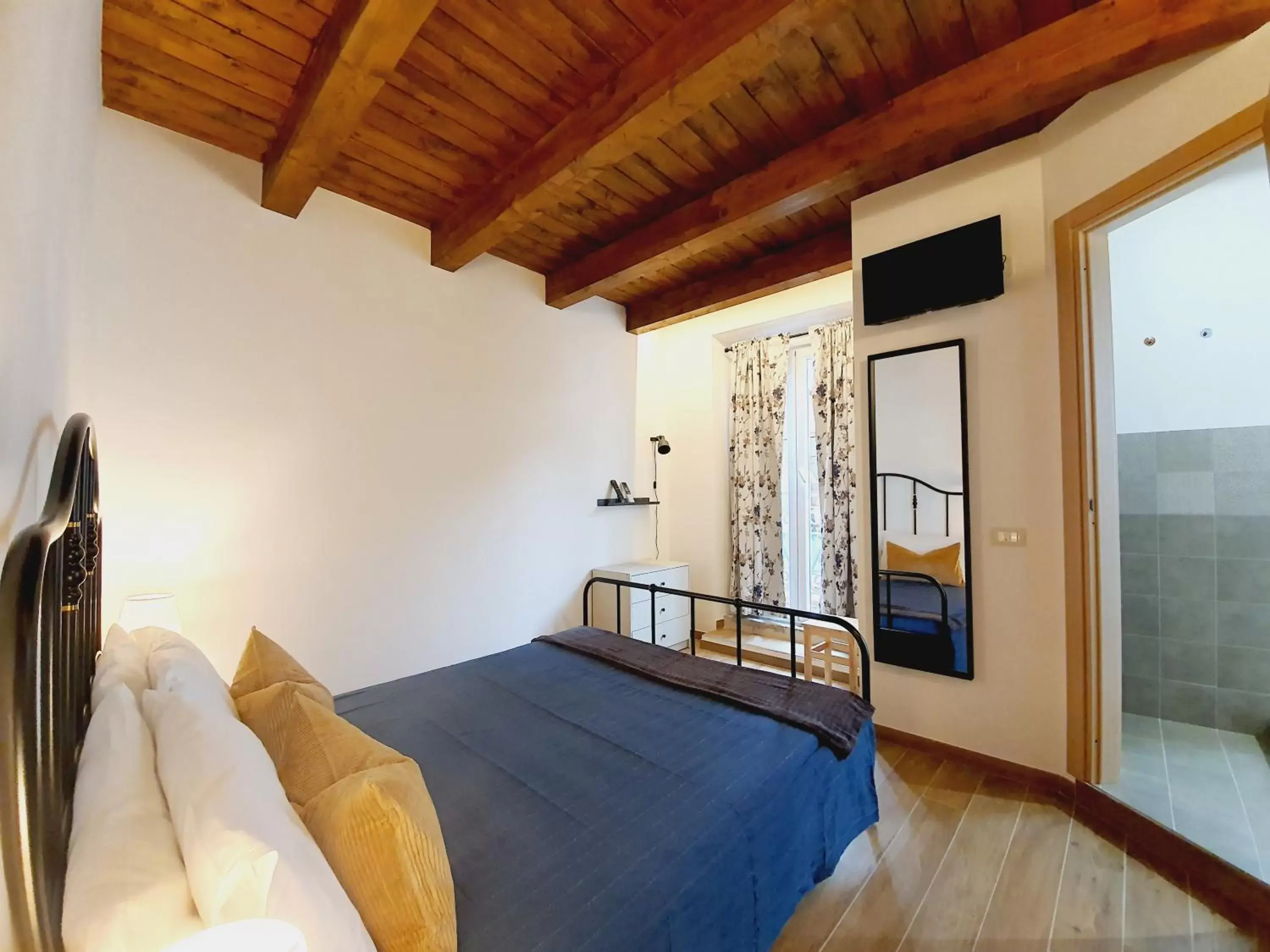 Bed in Casa Ludo - Fondi Vertice Rooms