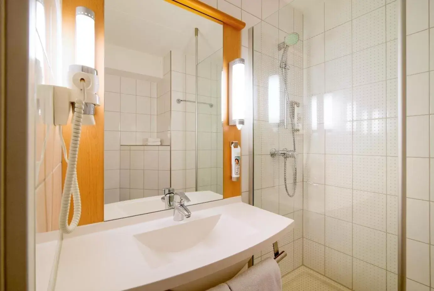 Shower, Bathroom in ibis Utrecht