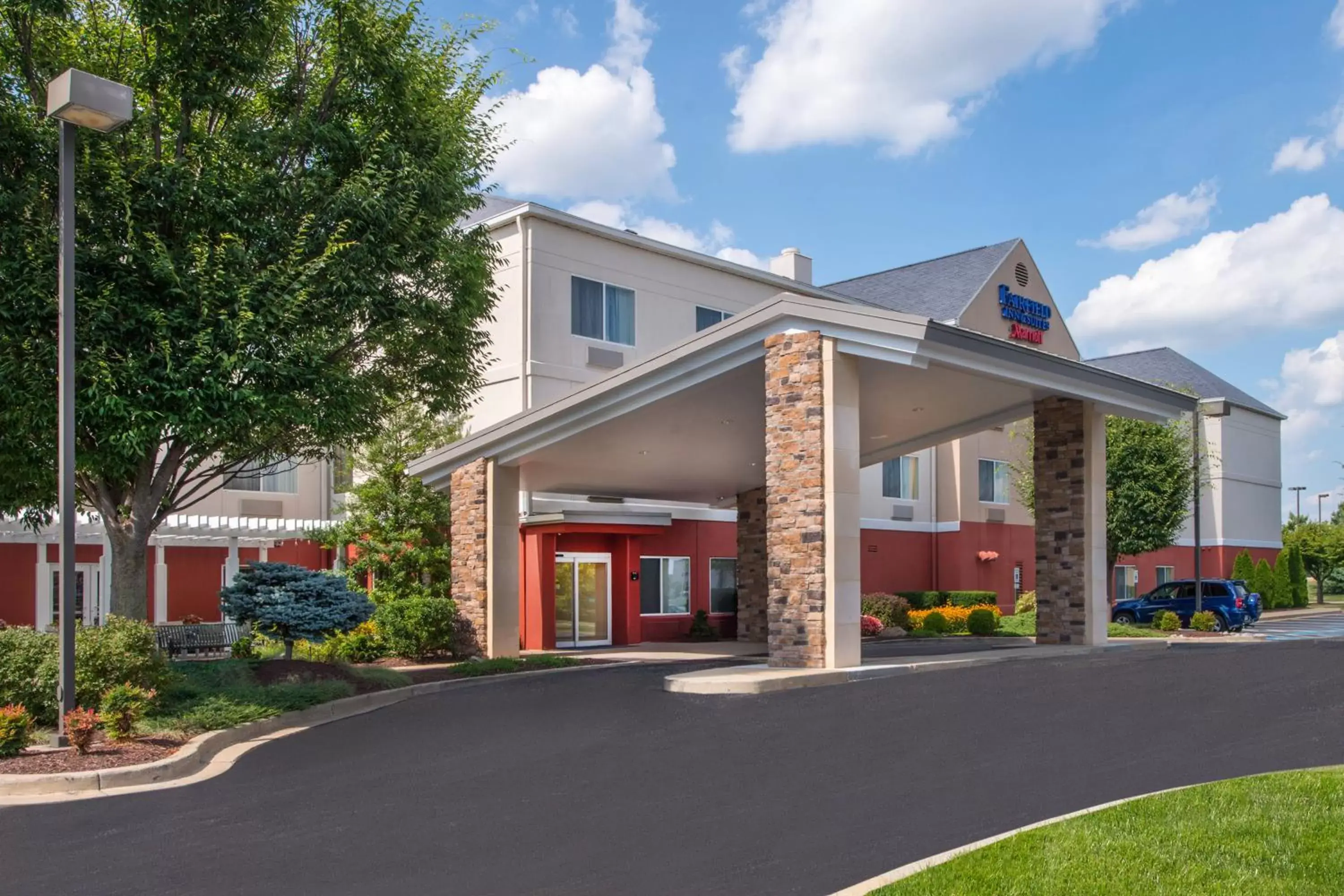 Property Building in Fairfield Inn & Suites by Marriott Frederick