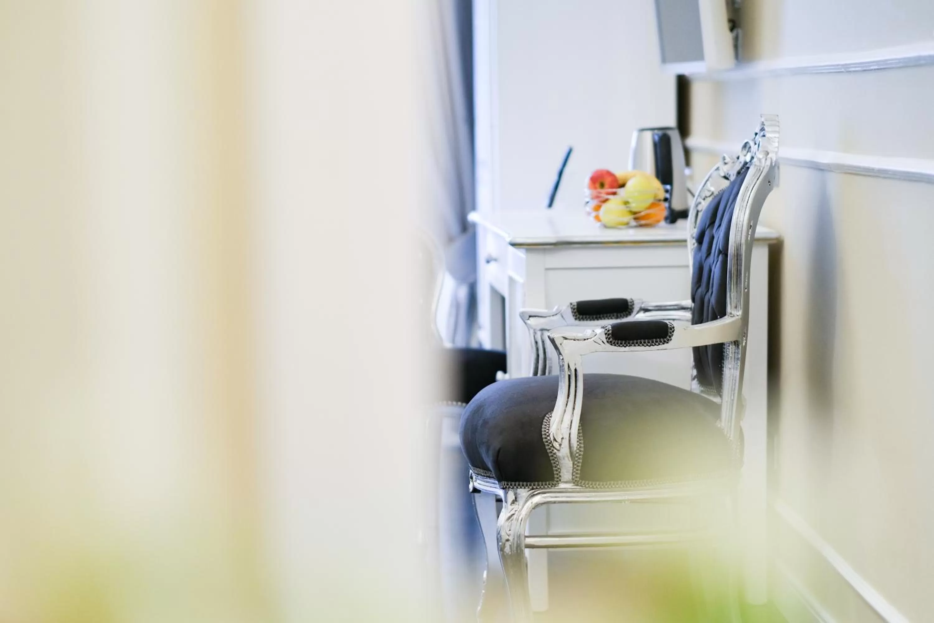 hair dresser in B&B Kingsman