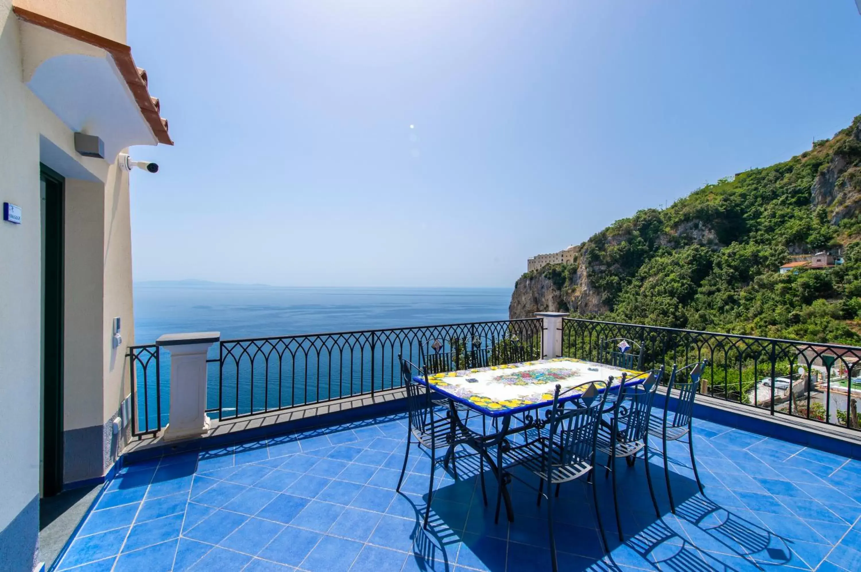 Balcony/Terrace, Swimming Pool in Villa Foglia Amalfi