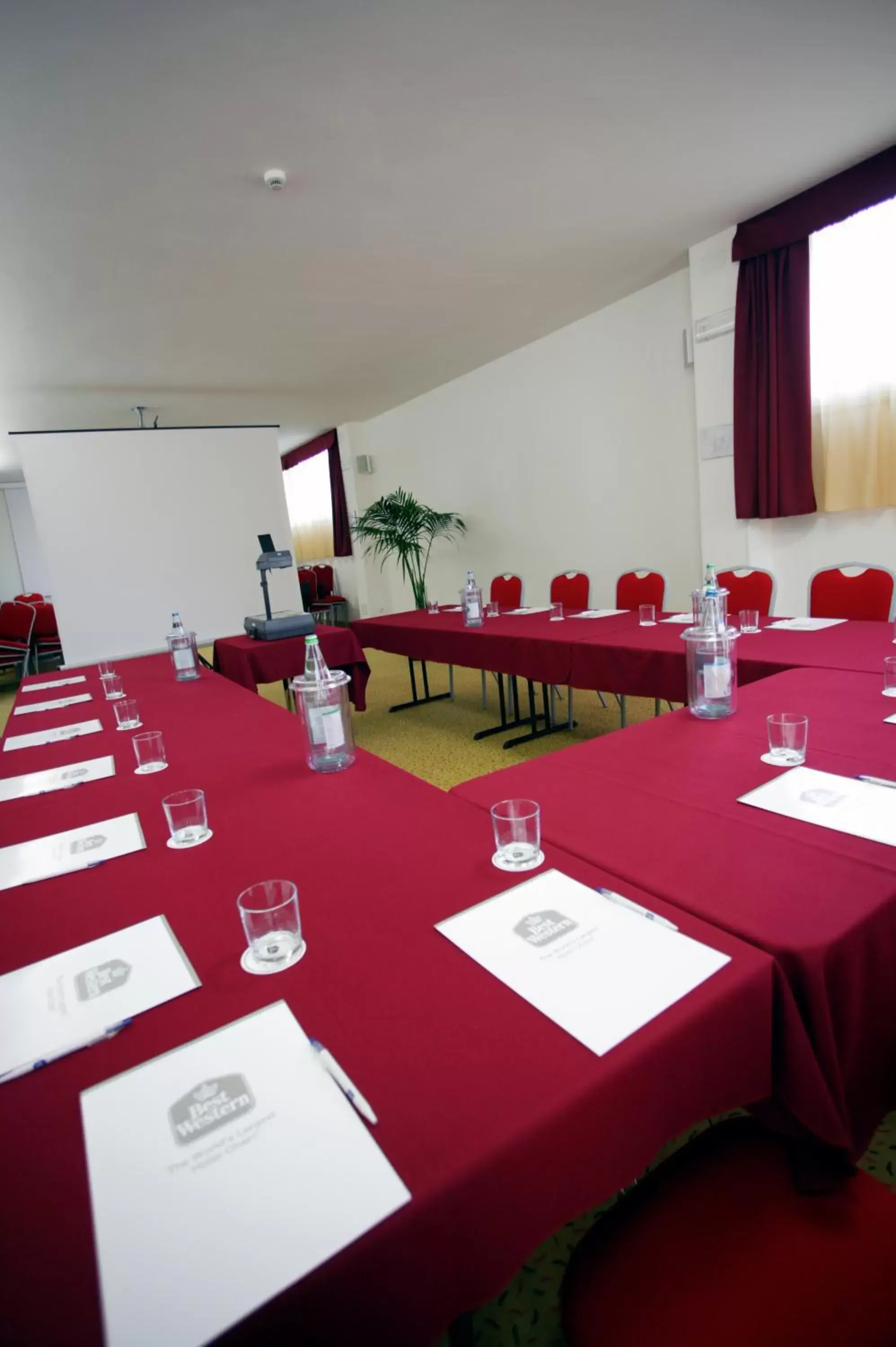 Business facilities in Best Western Cesena Hotel