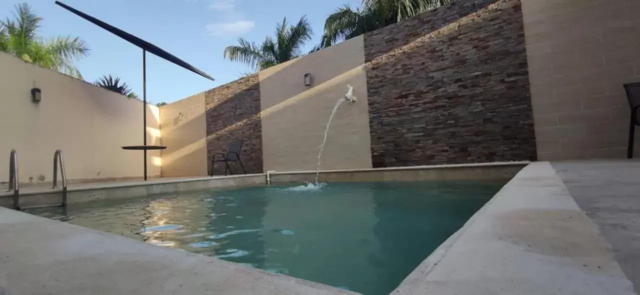 Swimming Pool in Hotel Boutique La Toja Campeche