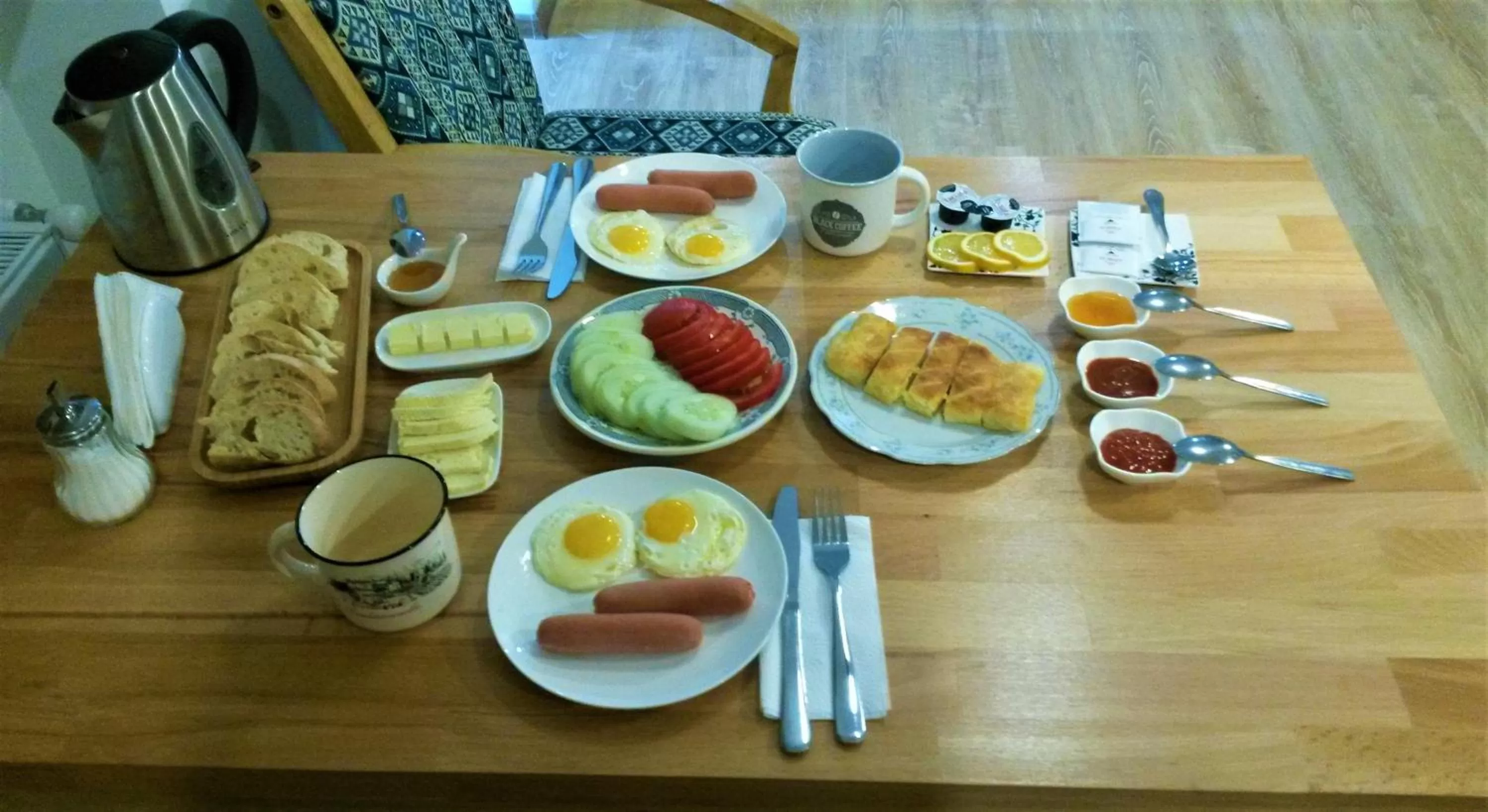 Breakfast in Grape House