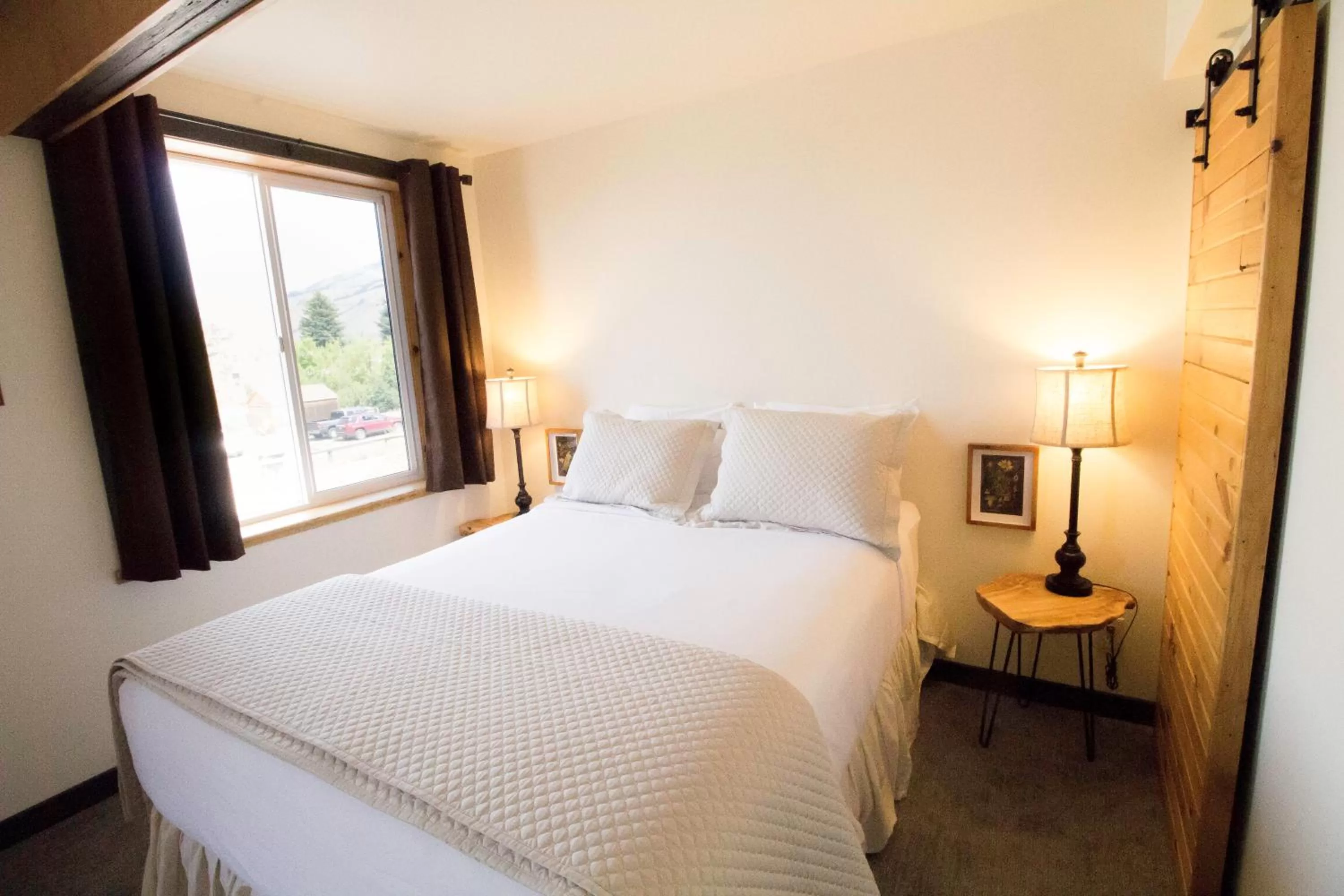 Bed in Colter's Lodge