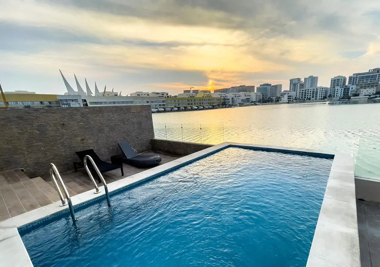 Swimming Pool in The Sea Loft Boutique Chalets