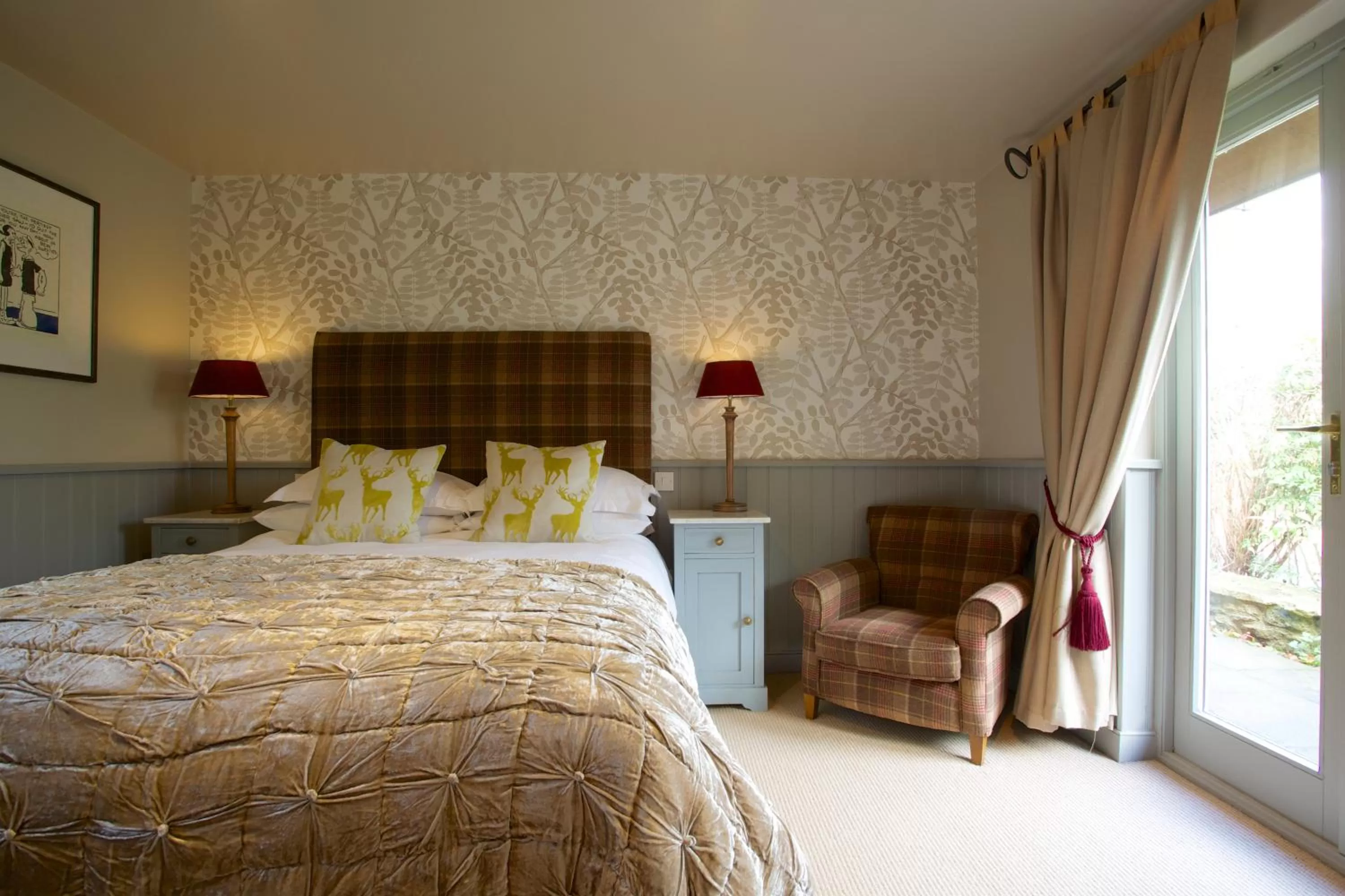 Photo of the whole room, Bed in Pear Tree Inn Whitley