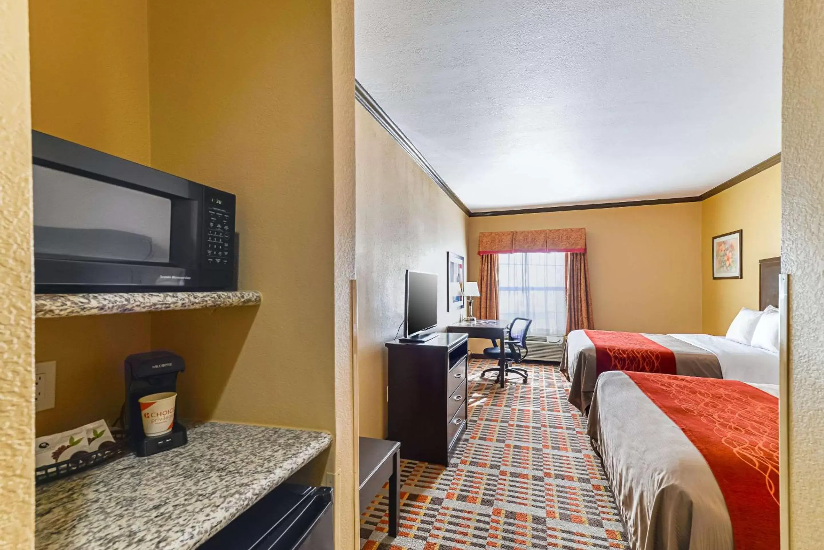 Photo of the whole room, TV/Entertainment Center in Quality Inn & Suites Lubbock