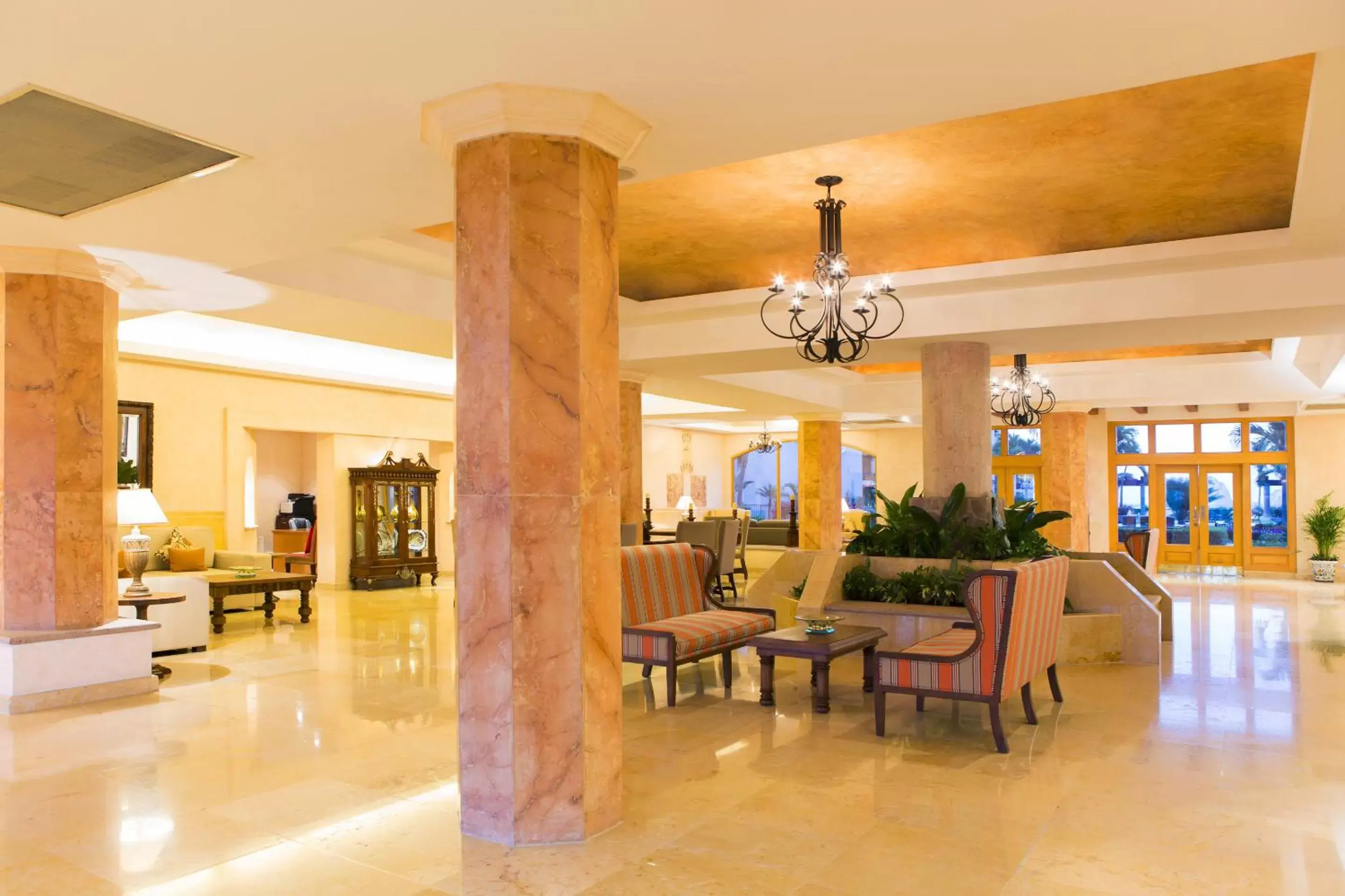 Lobby or reception, Restaurant/Places to Eat in Villa la Estancia Beach Resort & Spa