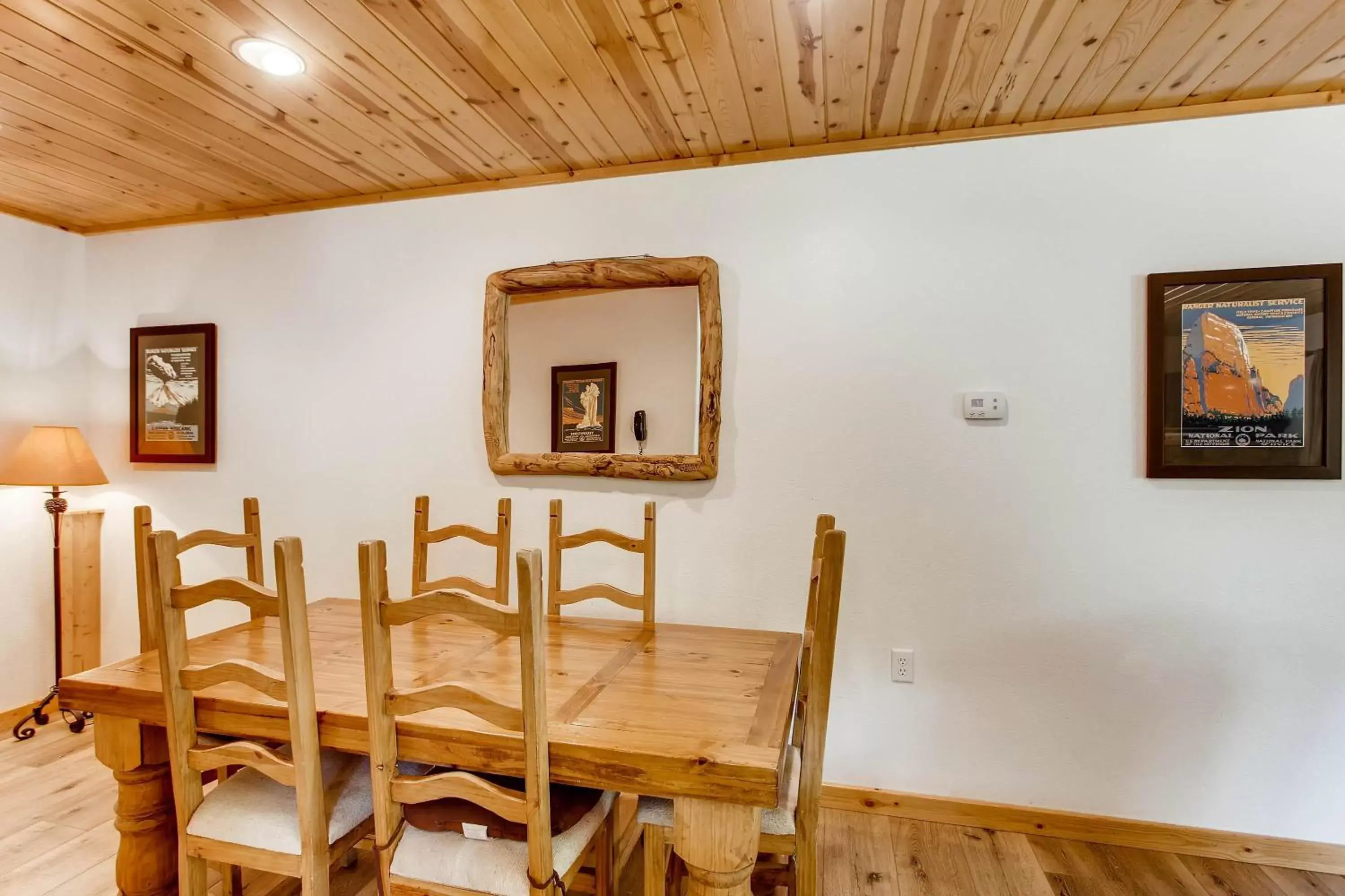 Restaurant/Places to Eat in Estes Park Condos