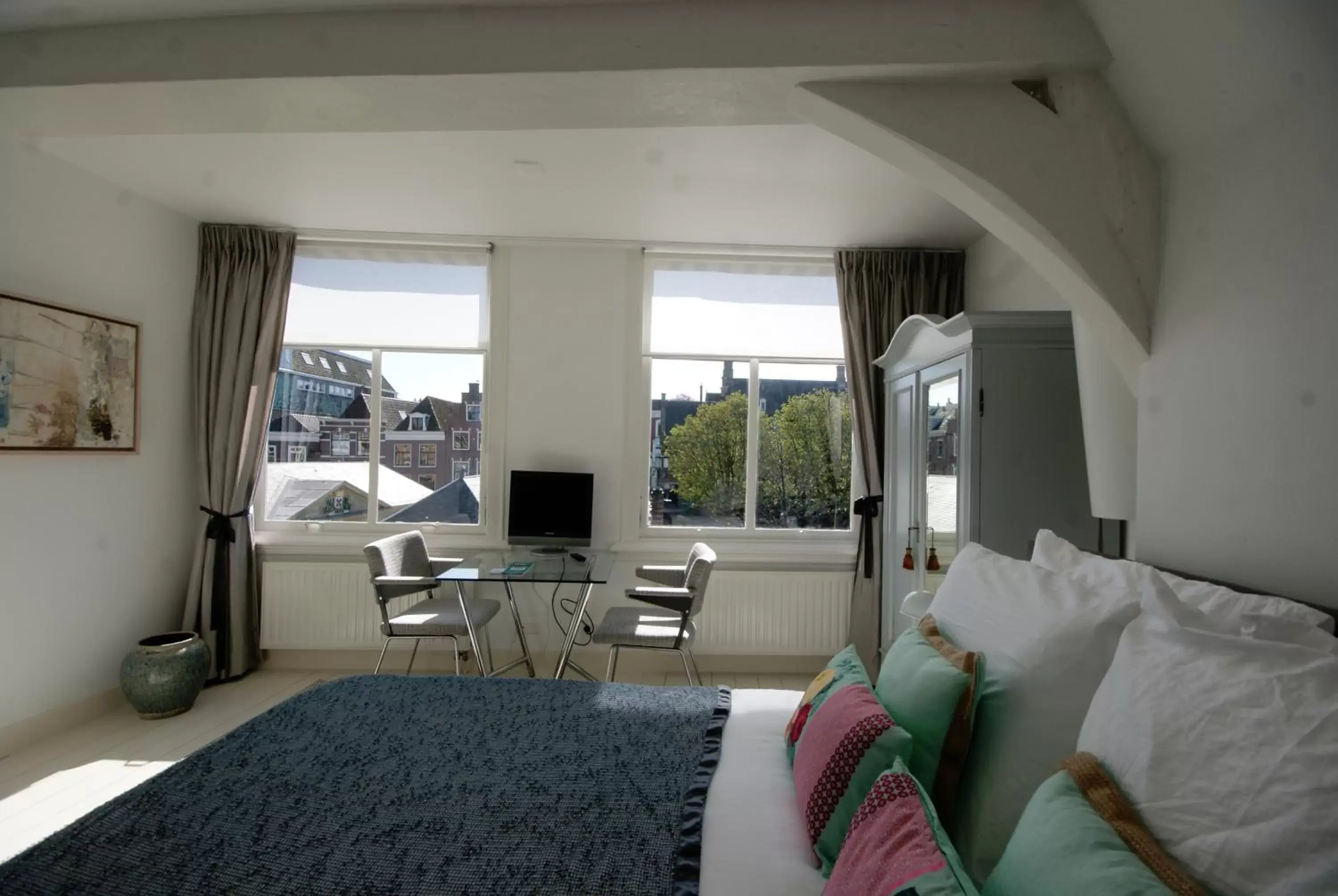 Double Room with Private Bathroom in NR22 Leiden Double Room with Private Bathroom in NR22 Leiden