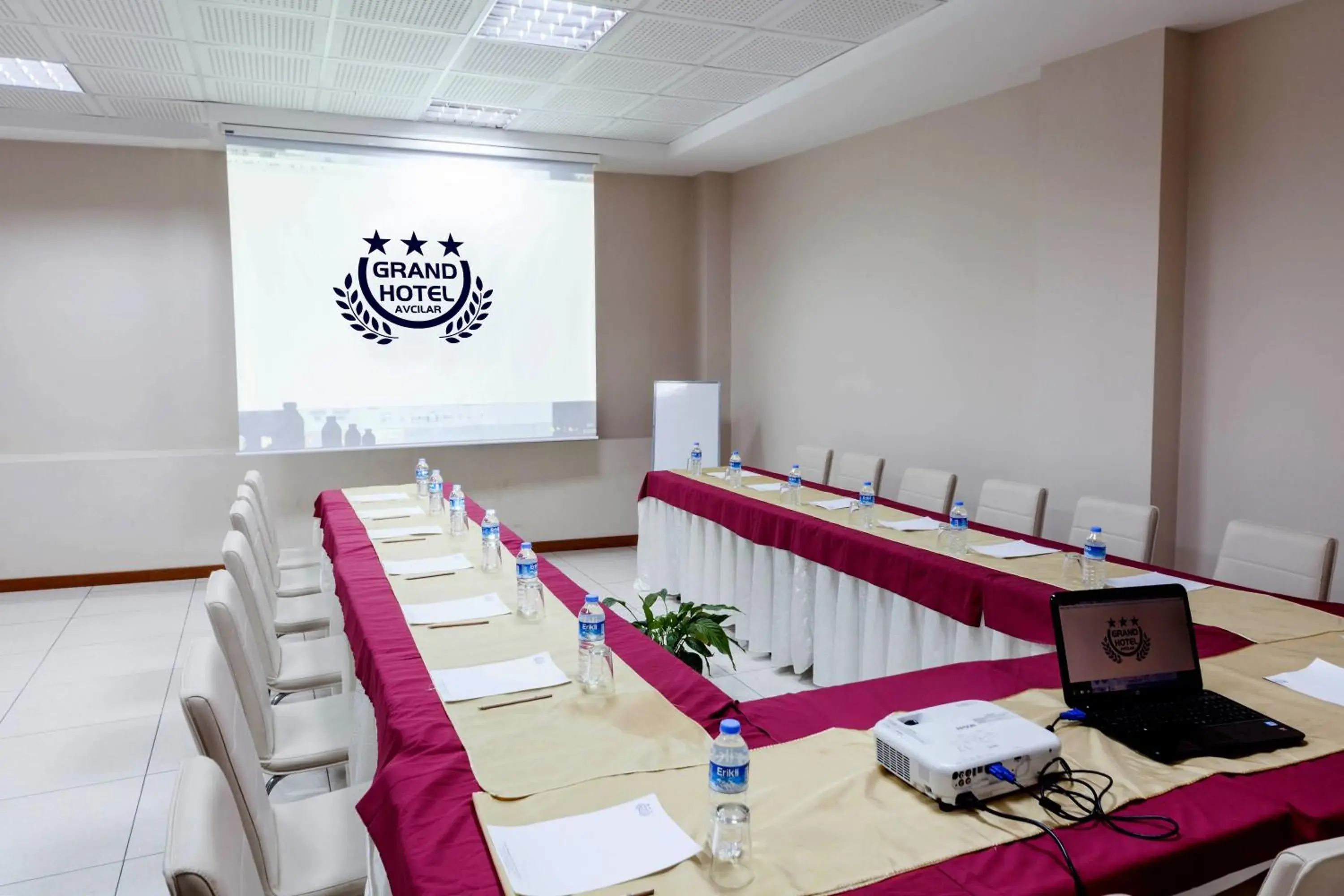 Meeting/conference room in Grand Hotel Avcilar