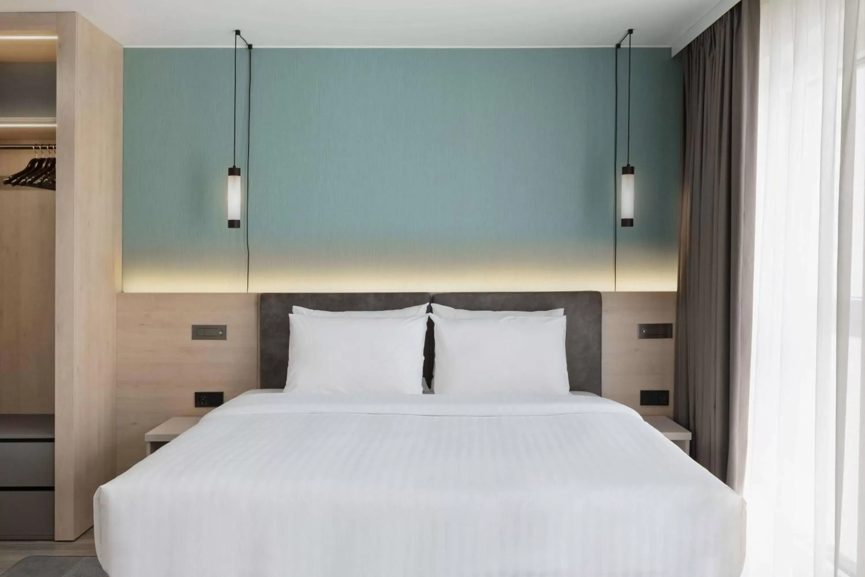 Bedroom, Bed in Residence Inn by Marriott Hamburg Altona