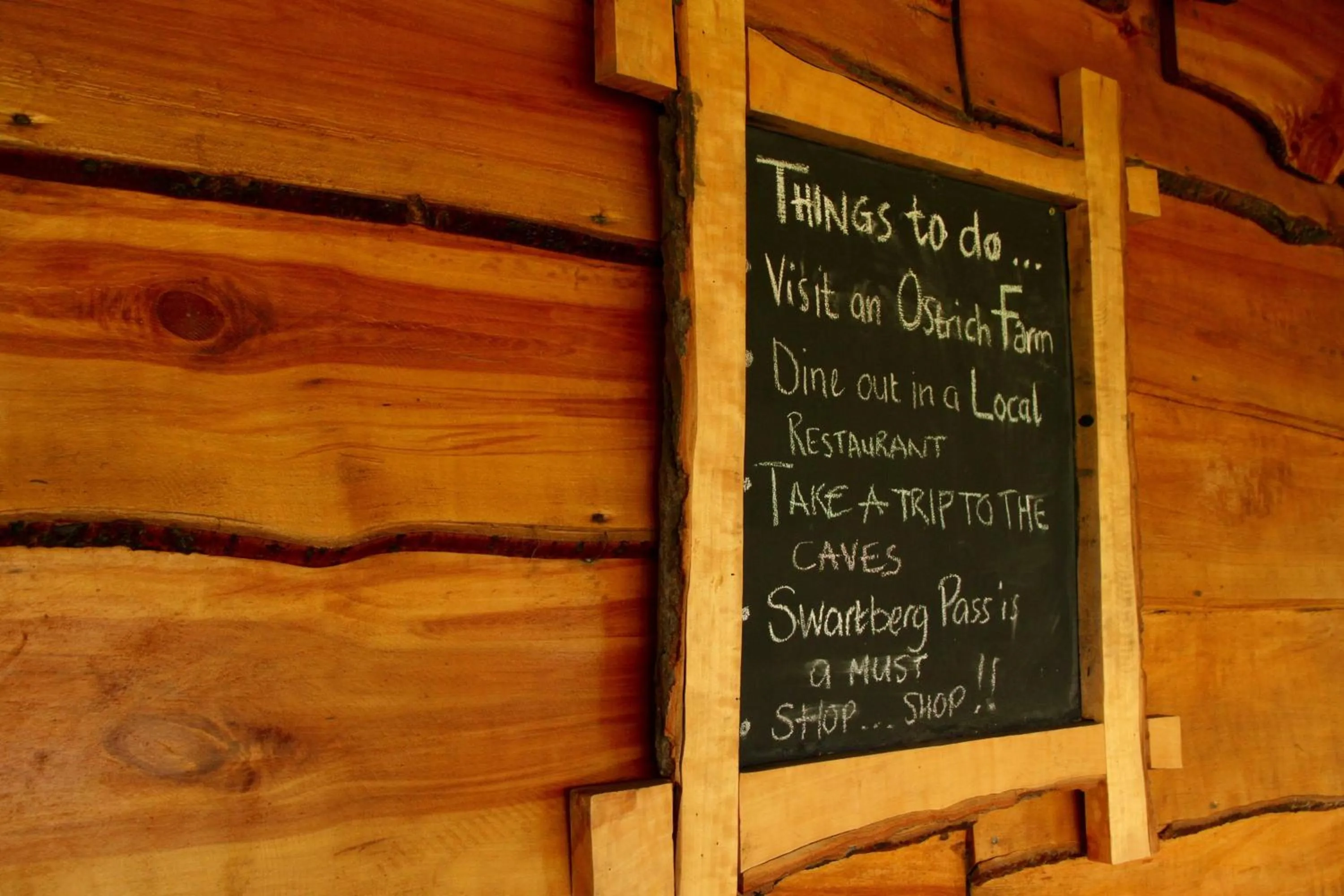 Restaurant/places to eat in Riverside Guest Lodge