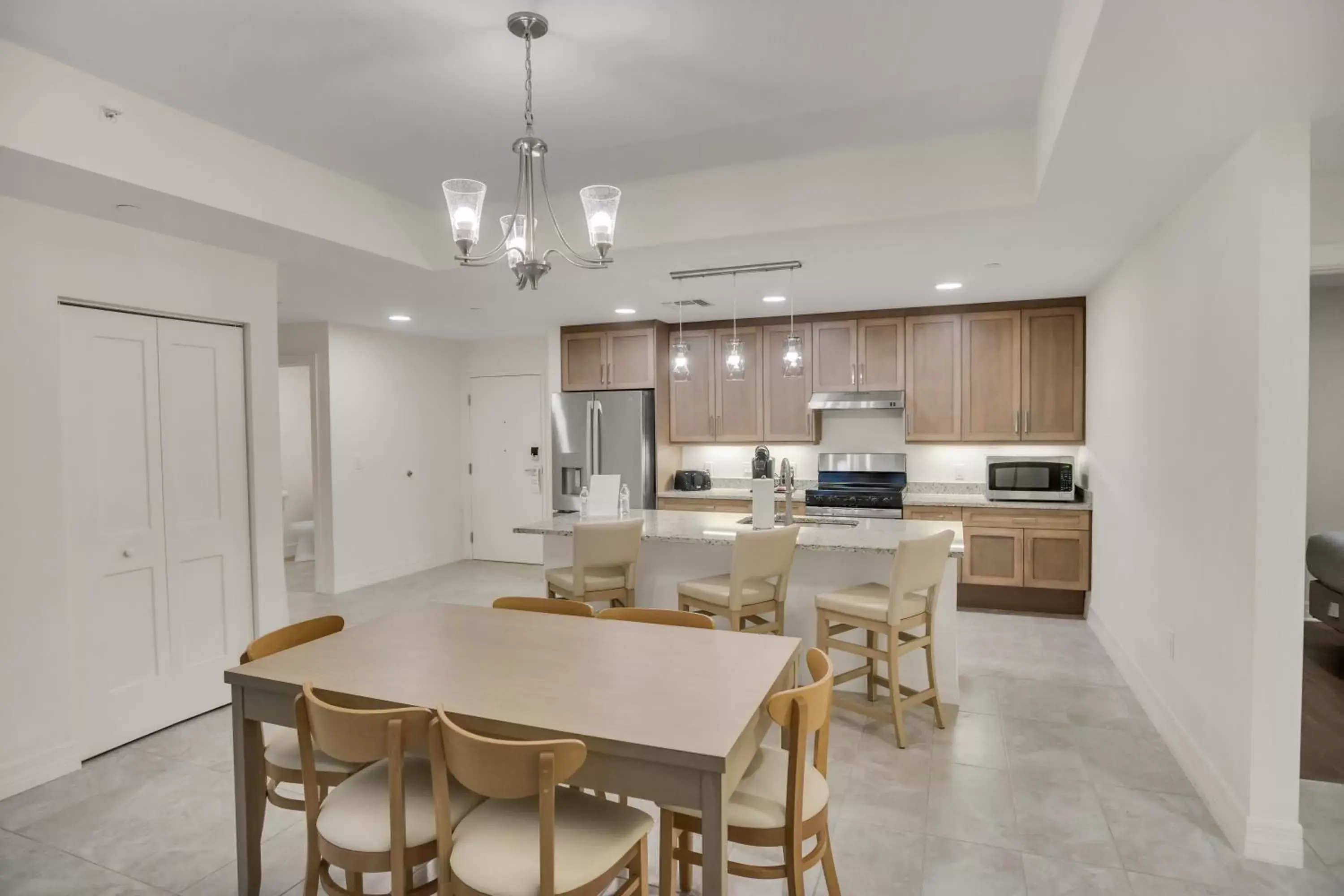 Deluxe 3 Bedroom Accessible Suite in The Avalon Club Deluxe 3 Bedroom Accessible Suite in The Avalon Club