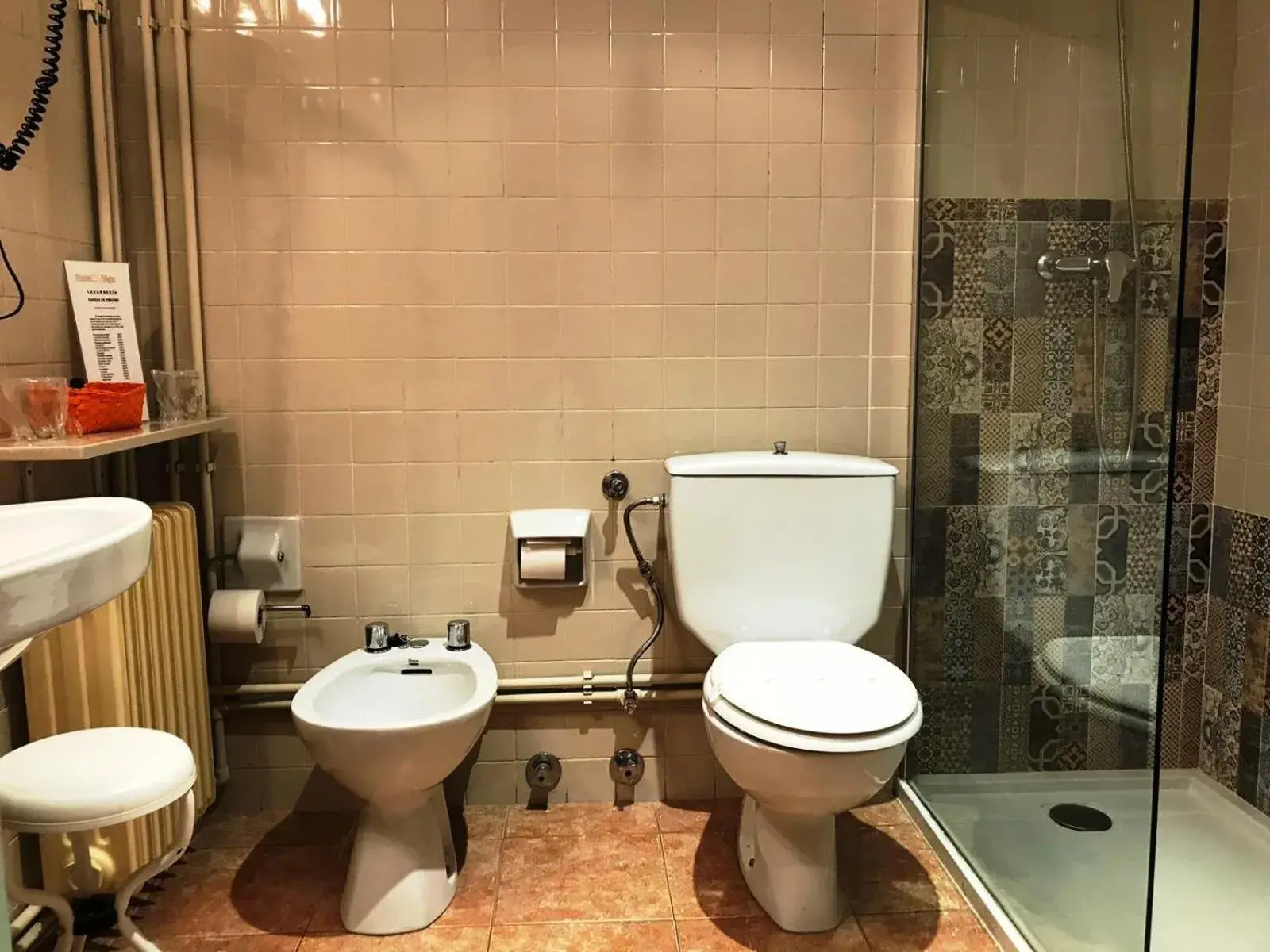 Bathroom in Hotel Vejo
