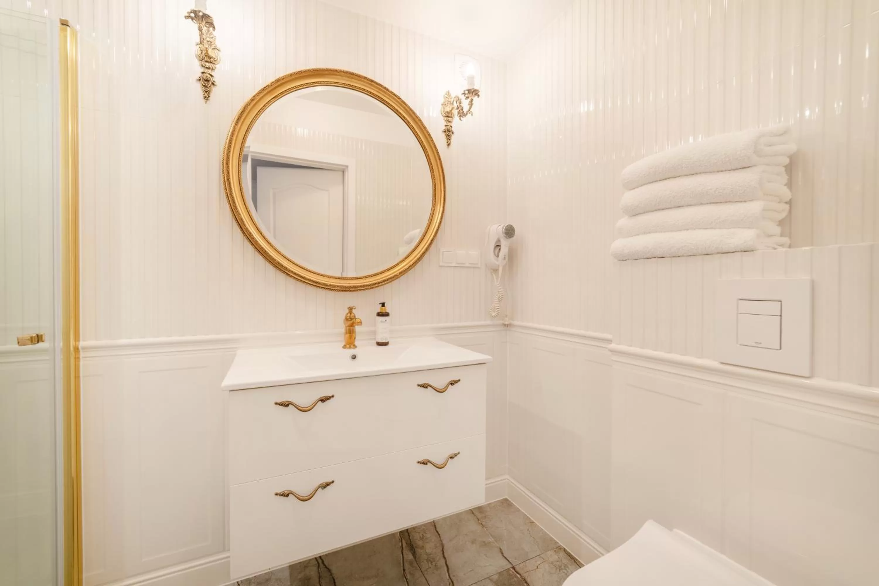 Bathroom in Pensjonat & Restauracja Admirał