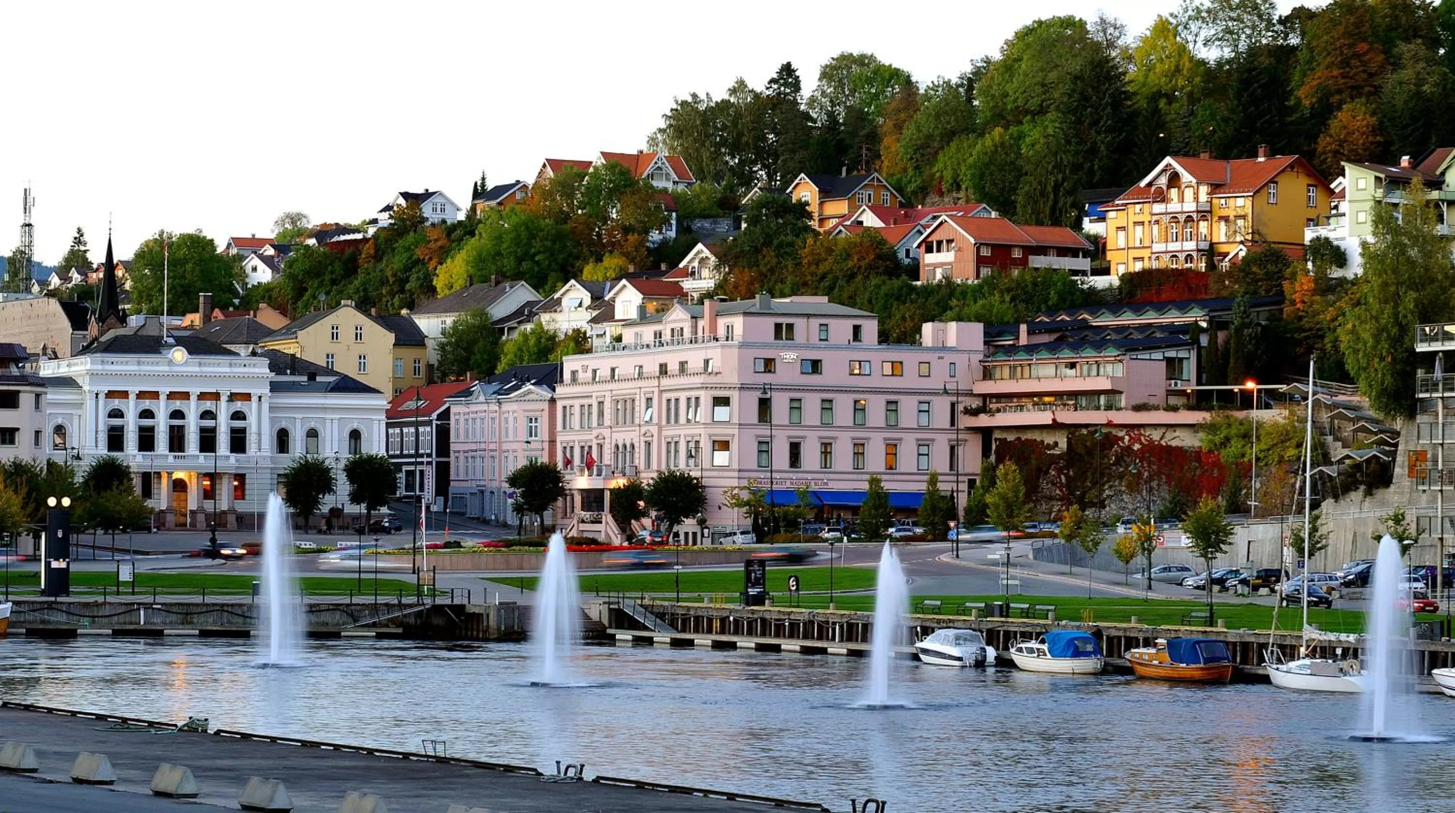 Facade/entrance in Thon Hotel Høyers