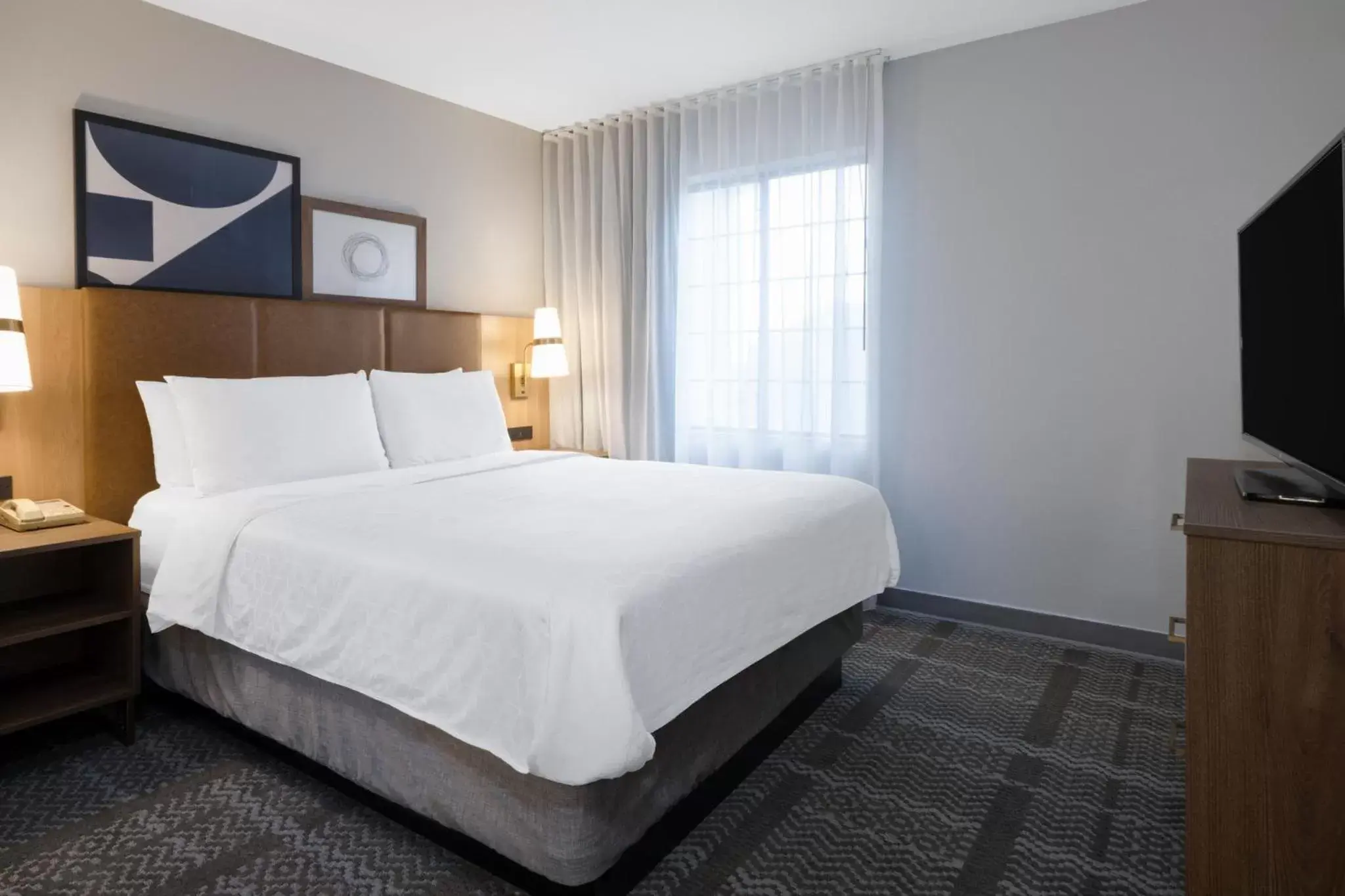 Photo of the whole room, Bed in Staybridge Suites Columbus-Dublin, an IHG Hotel