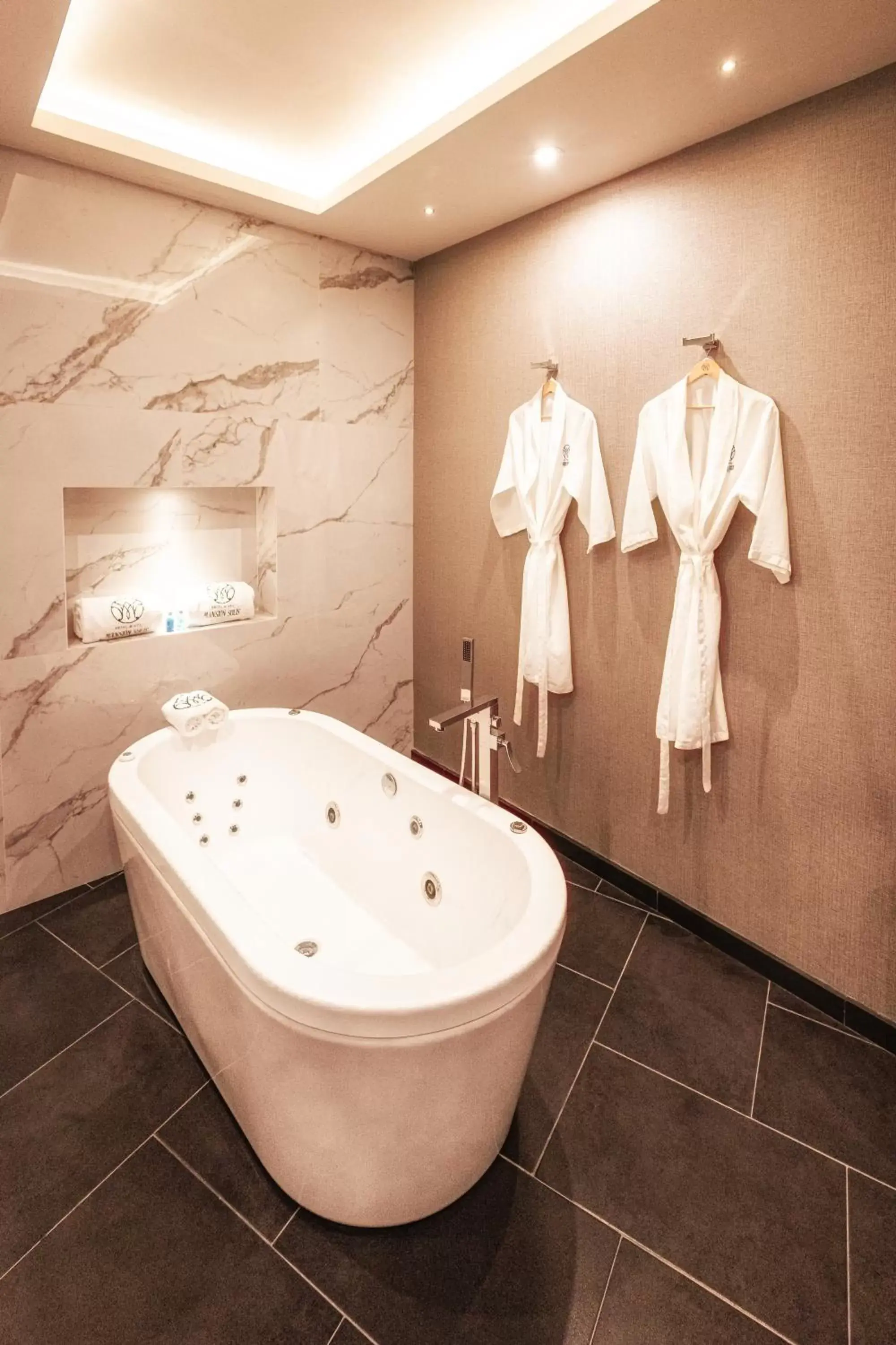 Bathroom in HOTEL & SPA MANSION SOLIS by HOTSSON
