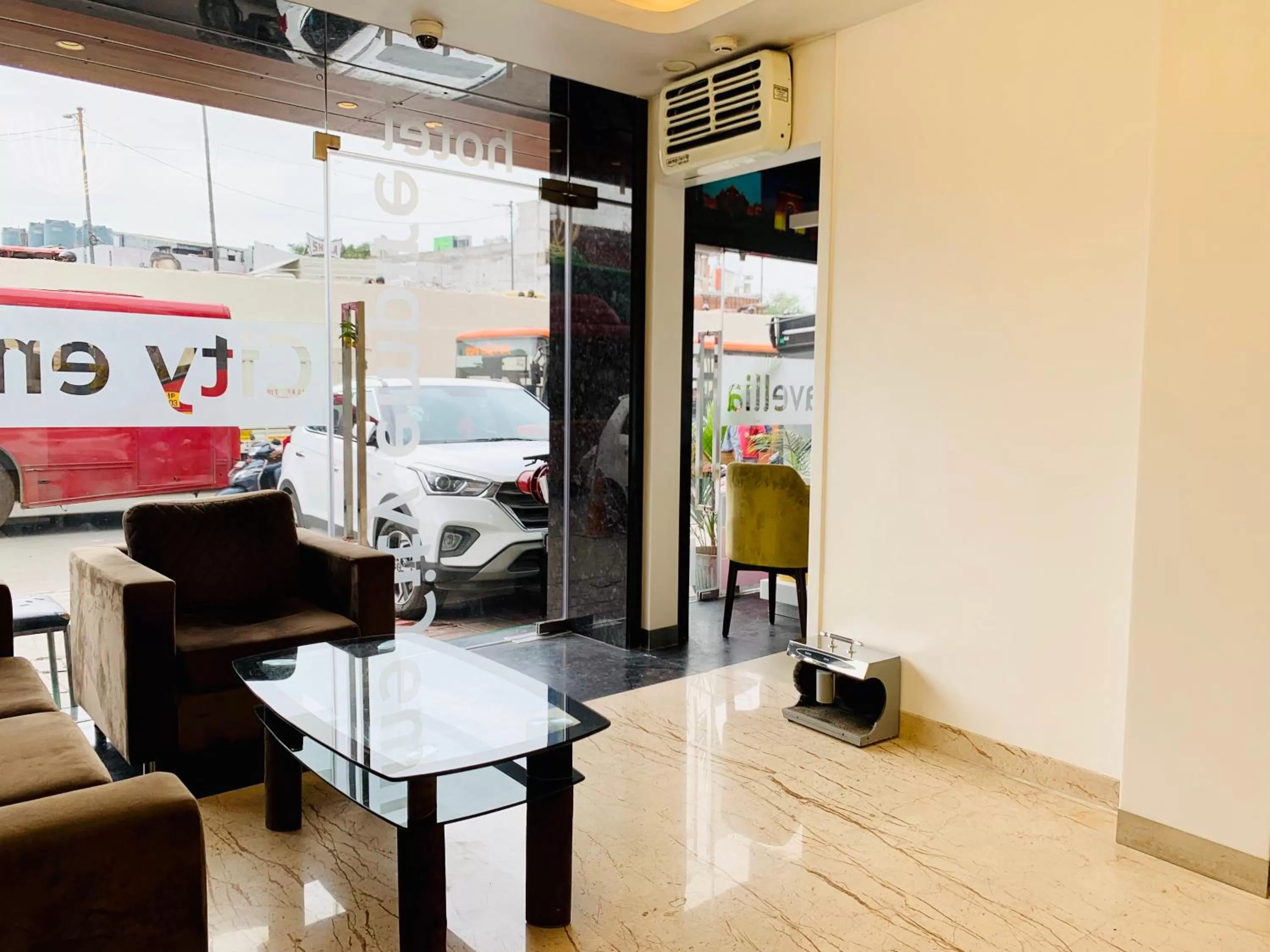 Lobby or reception in City Empire - New Delhi Railway Station, Near Connaught Place