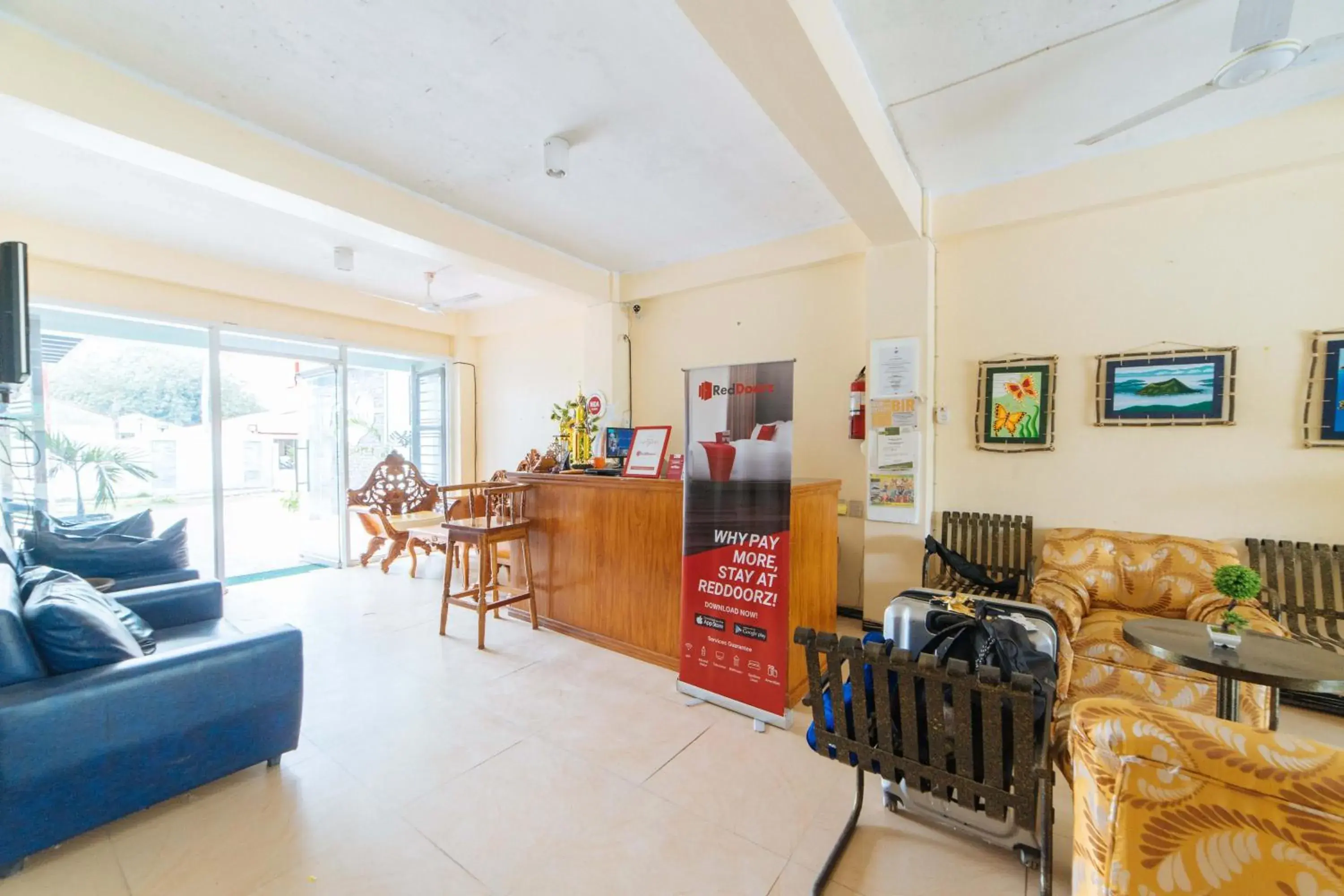 Lobby or reception, Seating Area in RedDoorz @ Old Buswang Road