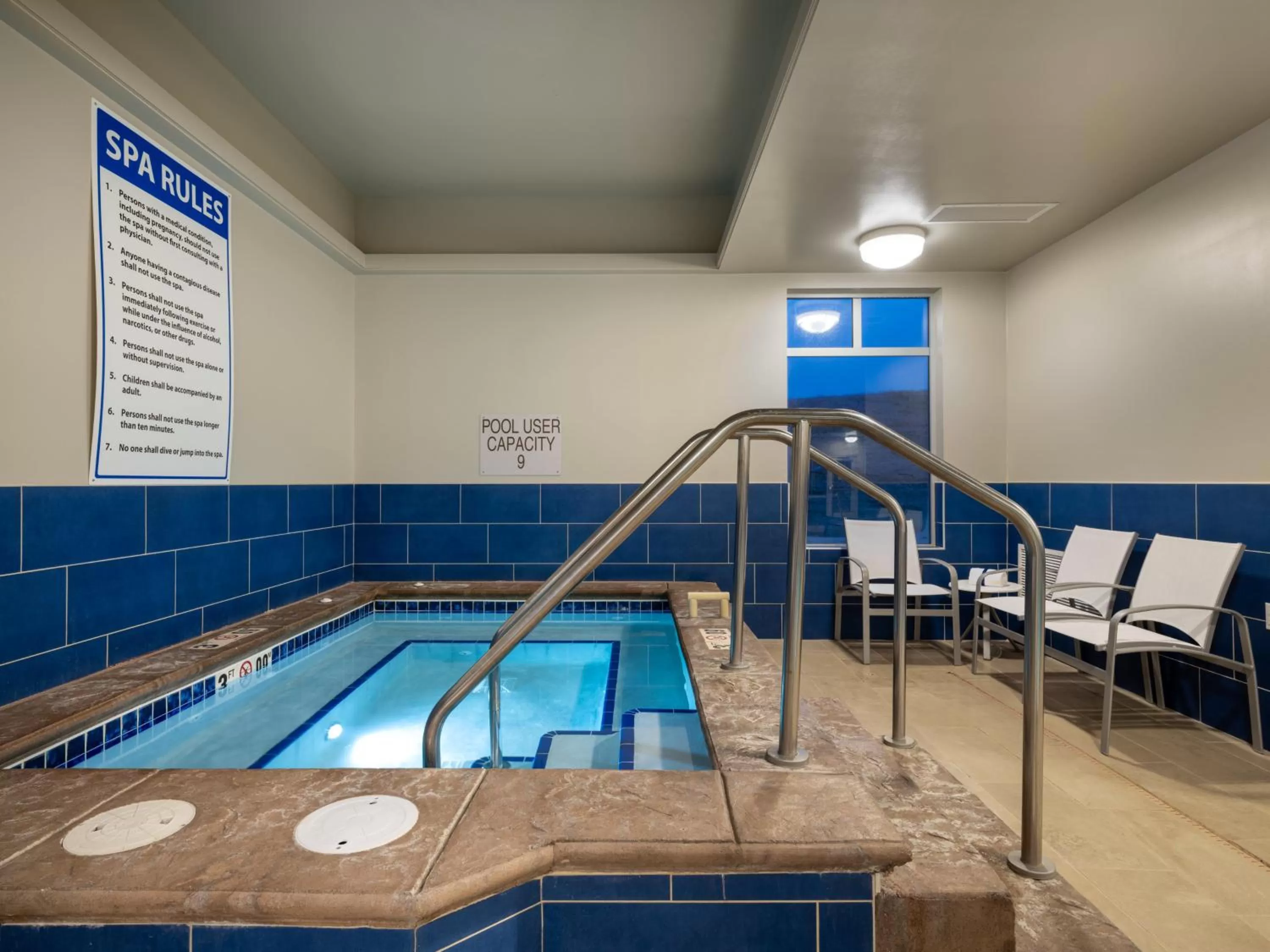 Swimming pool in Staybridge Suites - Sioux City Southeast by IHG