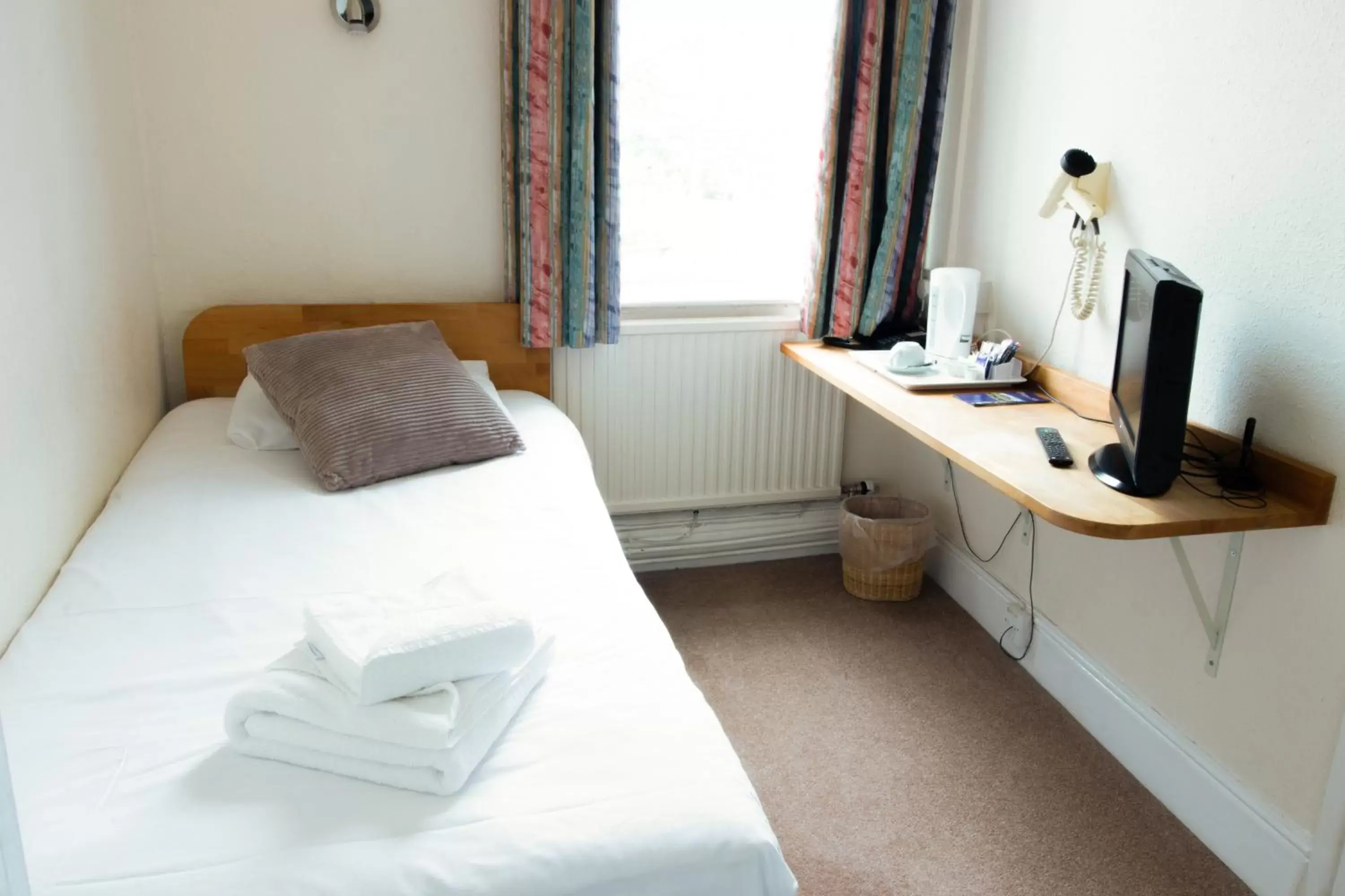 Bedroom, Bed in The Stratton House Hotel