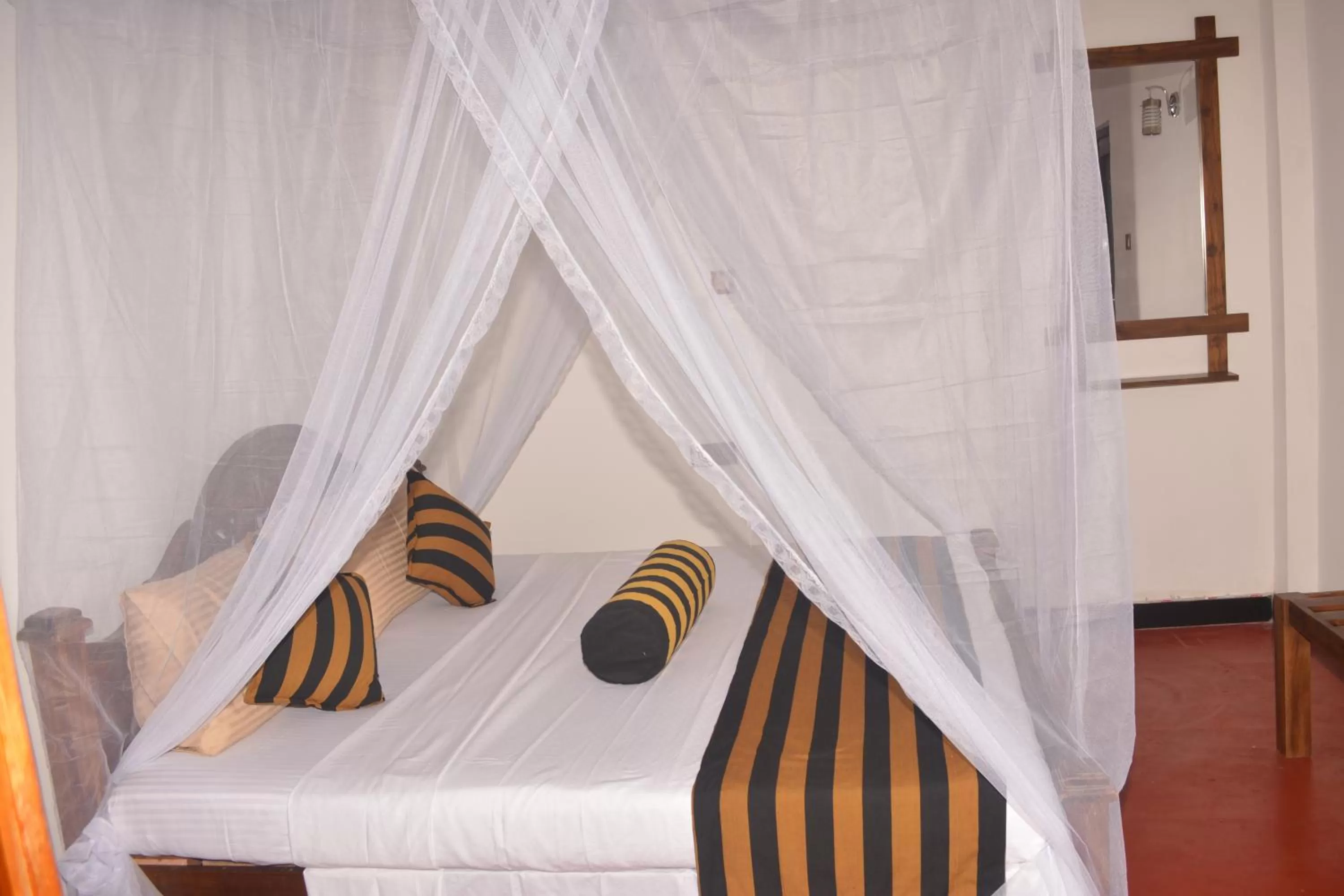 Bed in Ella River Face Inn