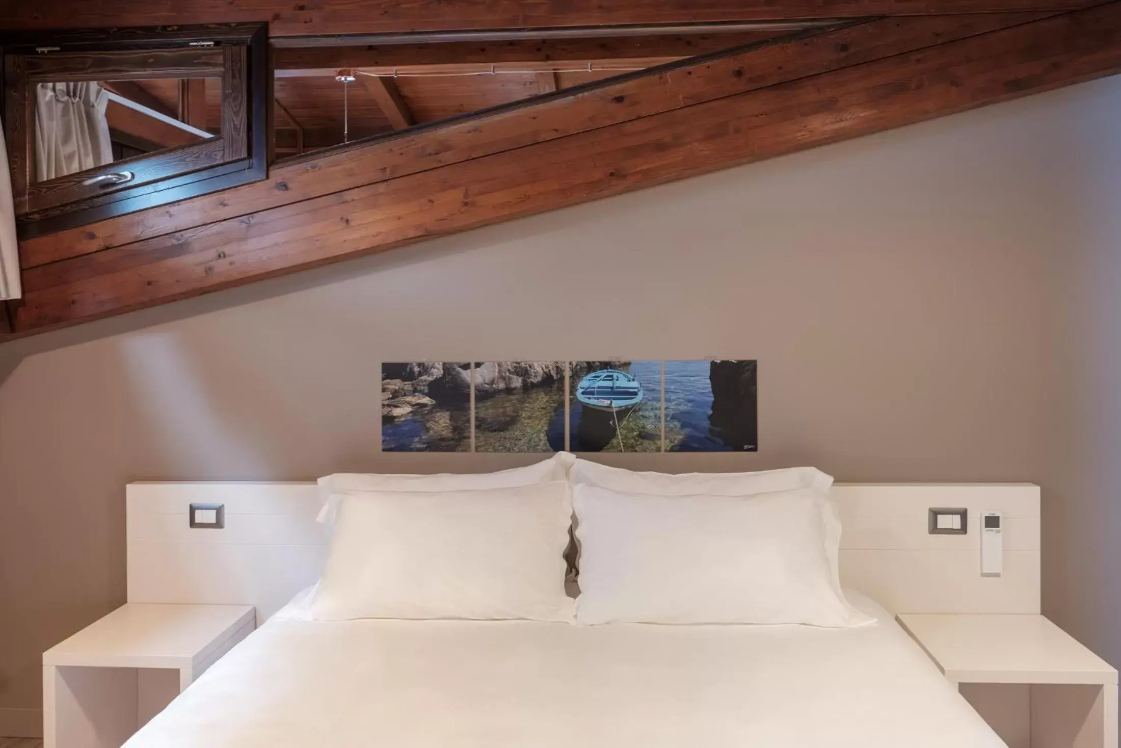 Bed in Il Casato Deluxe Rooms