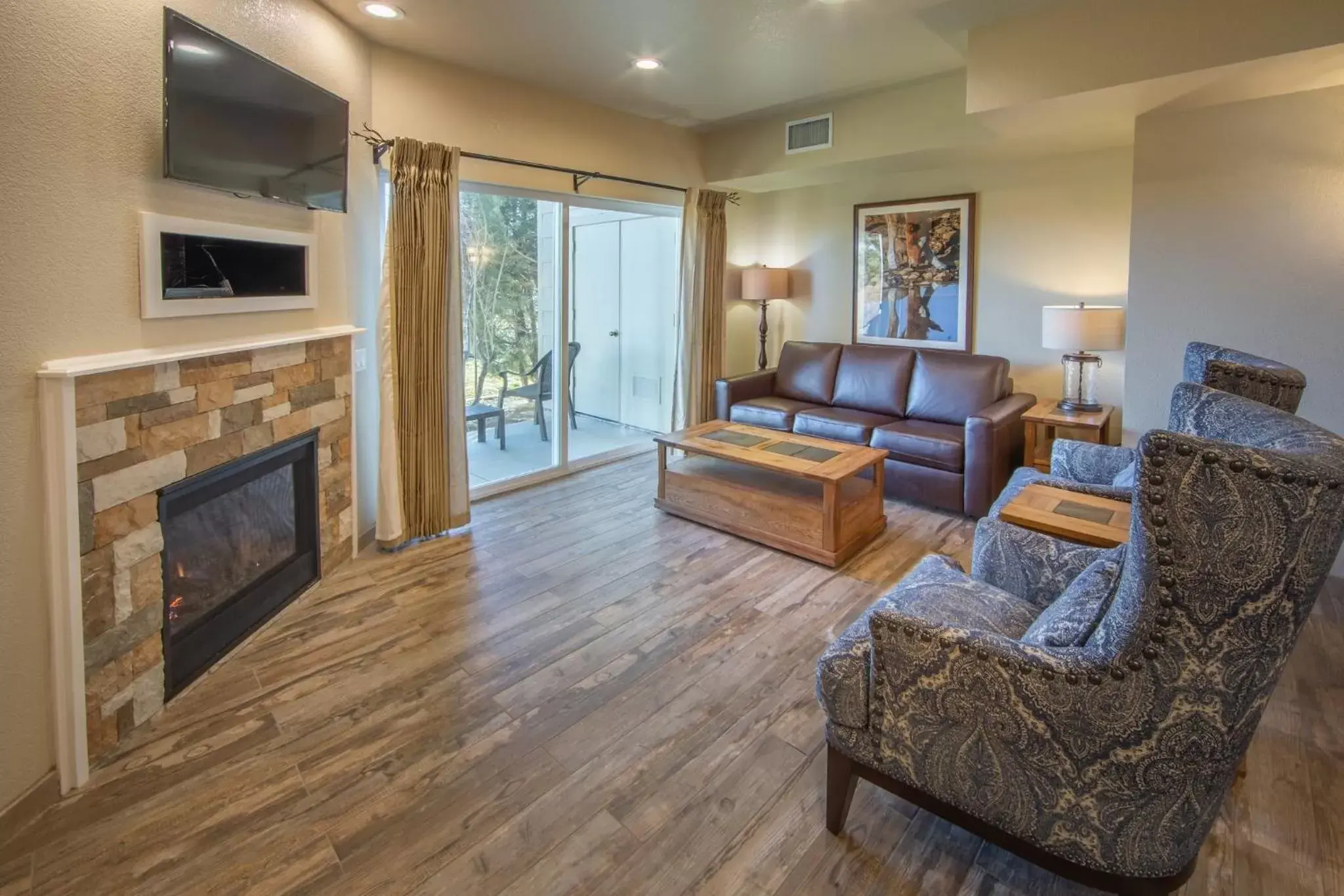 Photo of the whole room, Seating Area in Holiday Inn Club Vacations - David Walley's Resort, an IHG Hotel