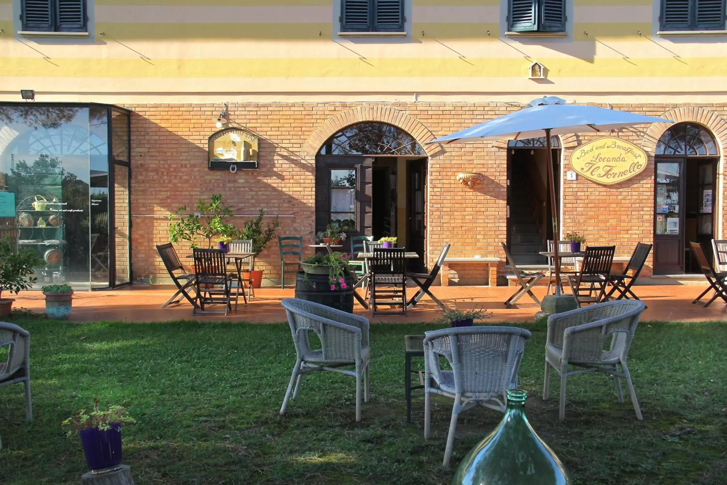 Facade/entrance in Locanda il Fornello