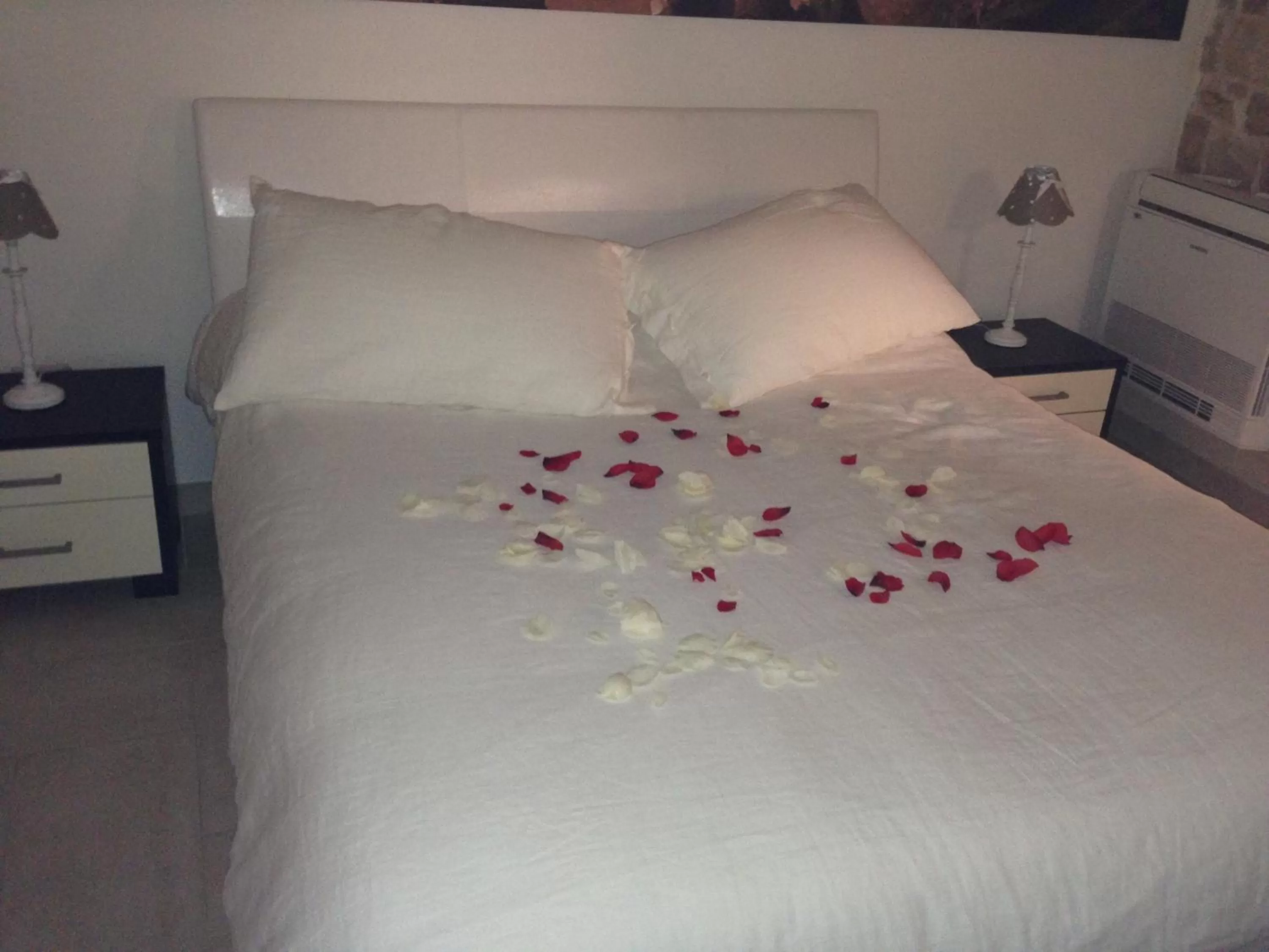 Bed in Albergo Diffuso Dimora Rossi B&B