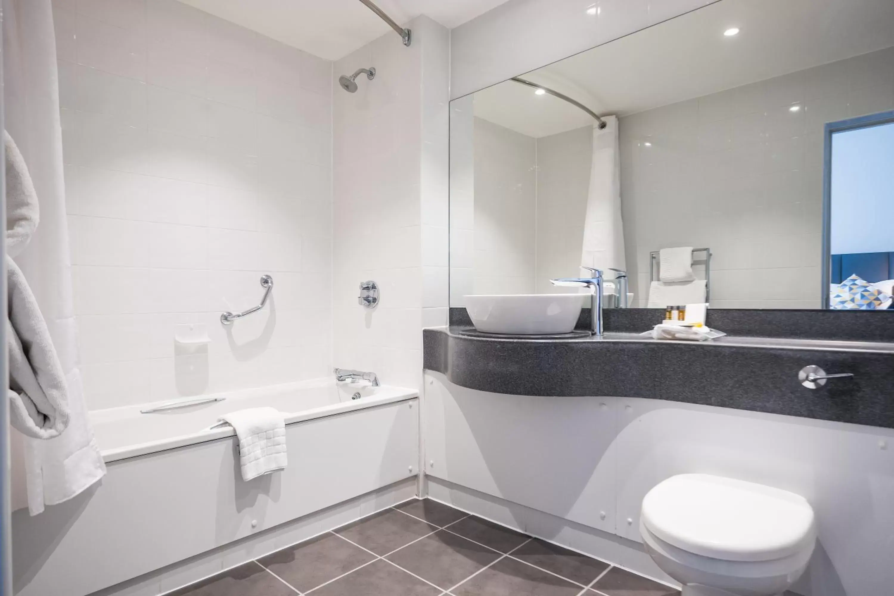 Bathroom in Holiday Inn London - Gatwick Airport, an IHG Hotel