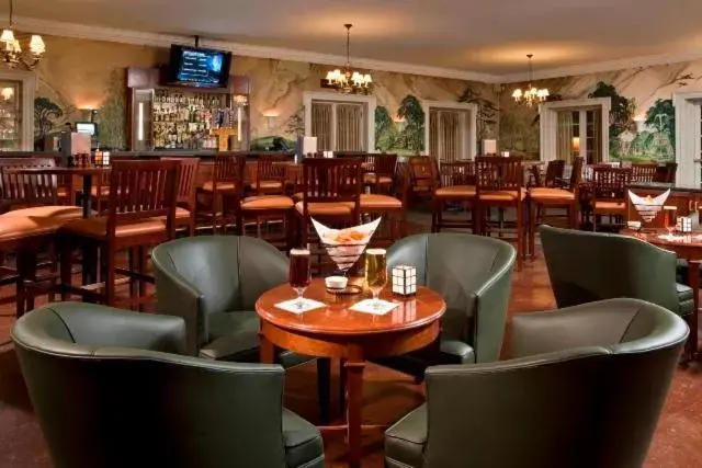 Restaurant/Places to Eat in Gideon Putnam Resort & Spa