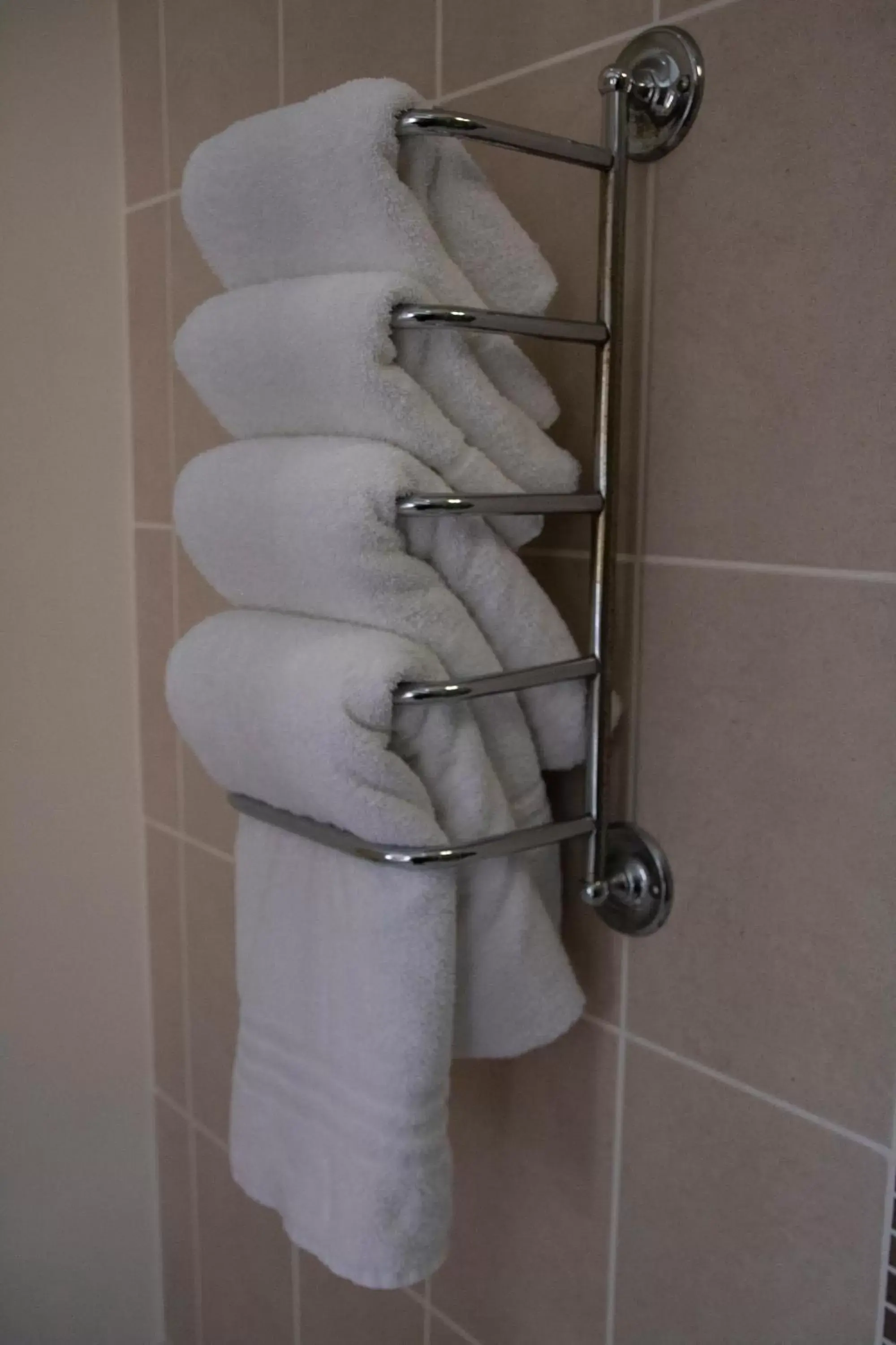 Shower, Bathroom in Revado Hotel
