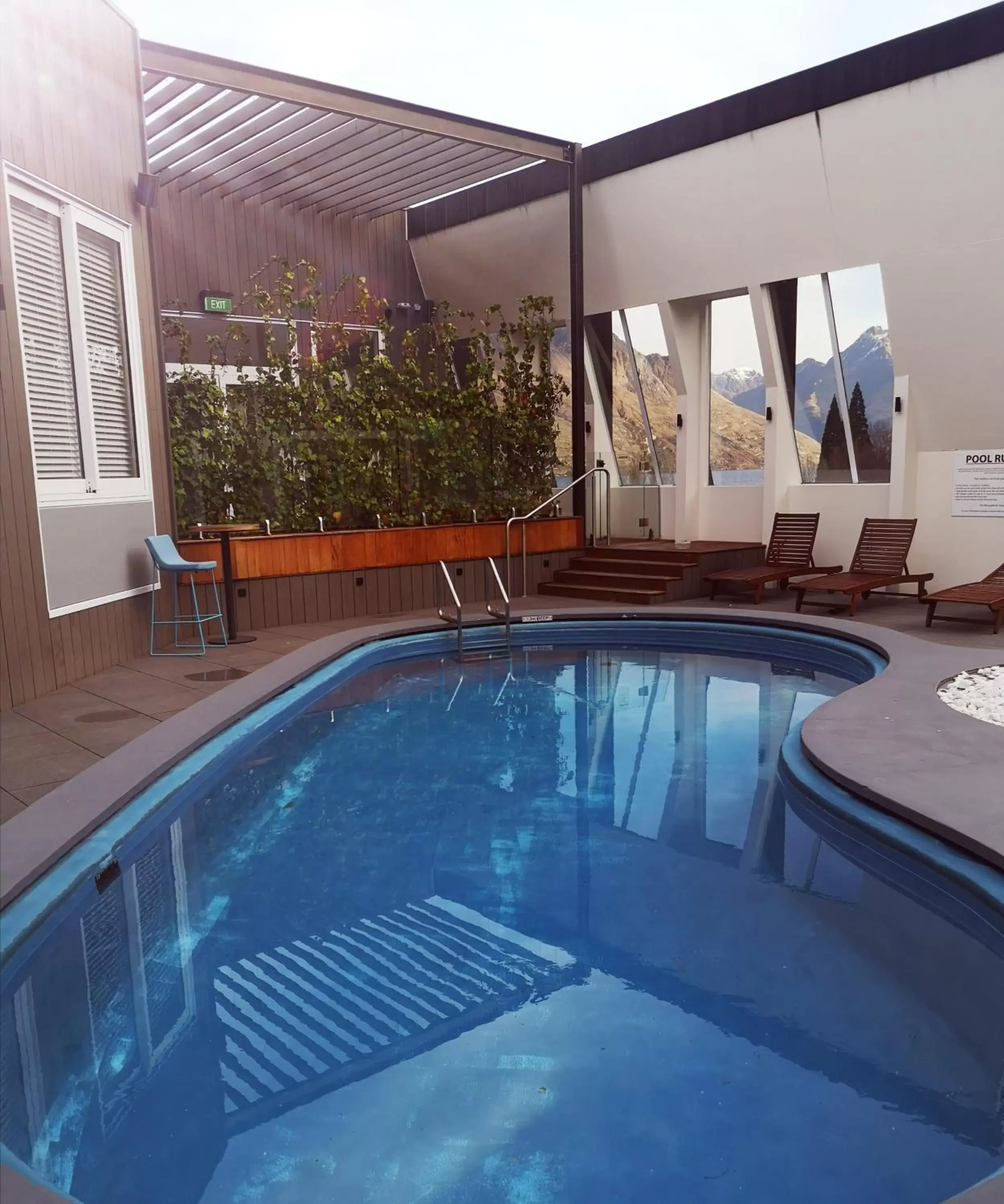 Swimming Pool in Rydges Lakeland Resort Queenstown