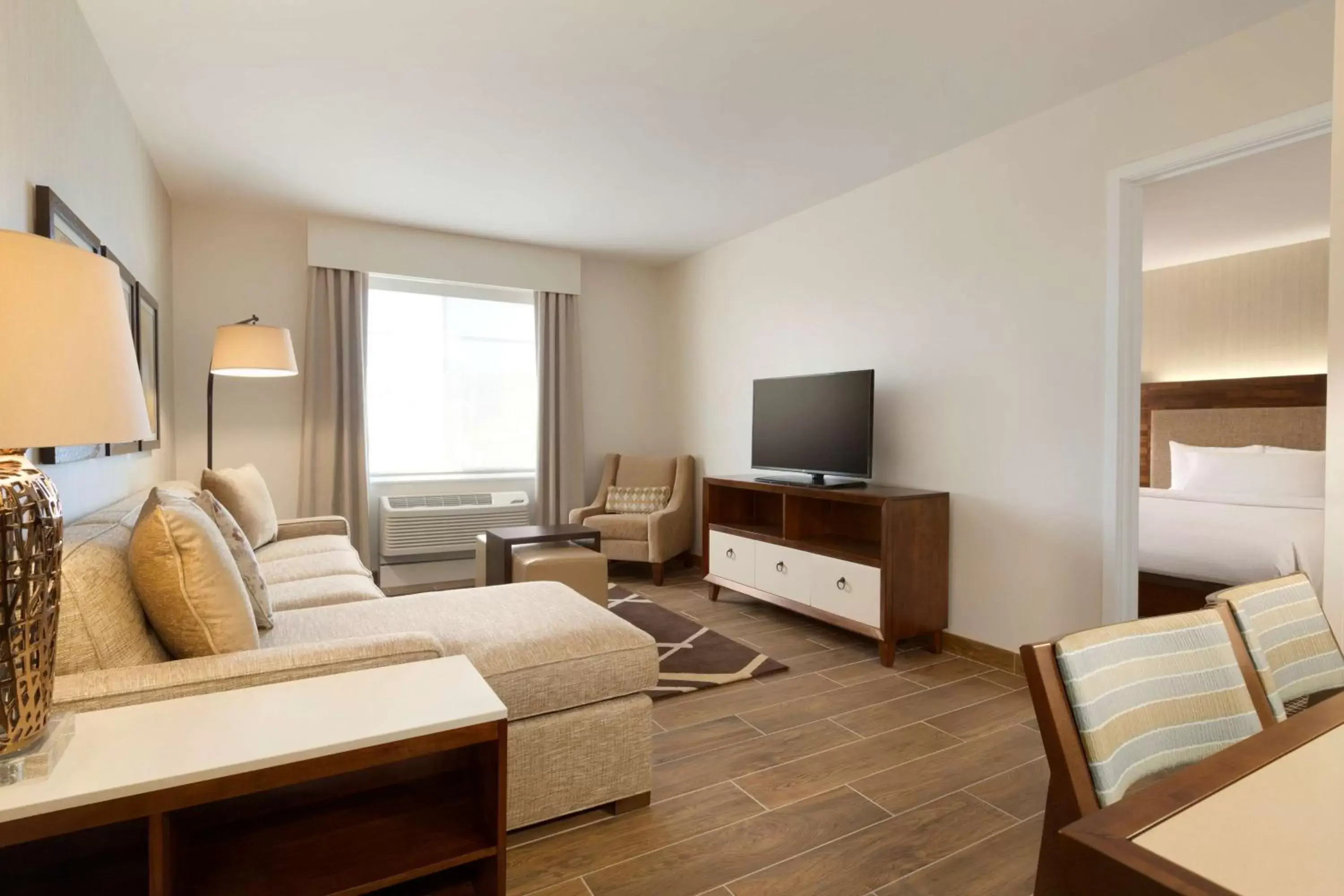 Bedroom, Seating Area in Homewood Suites By Hilton Augusta