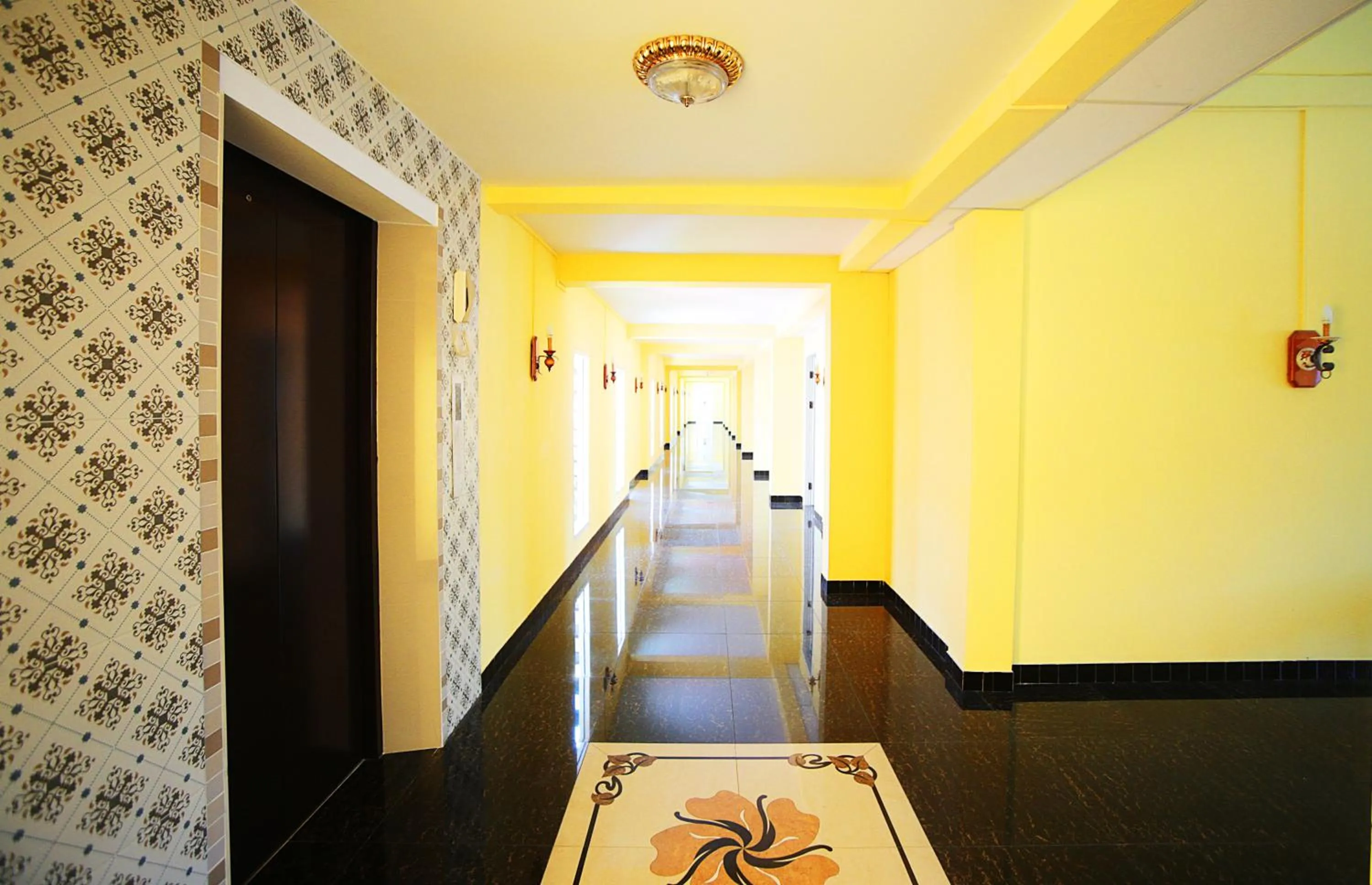 Decorative detail in The Myth - Sud Sathorn