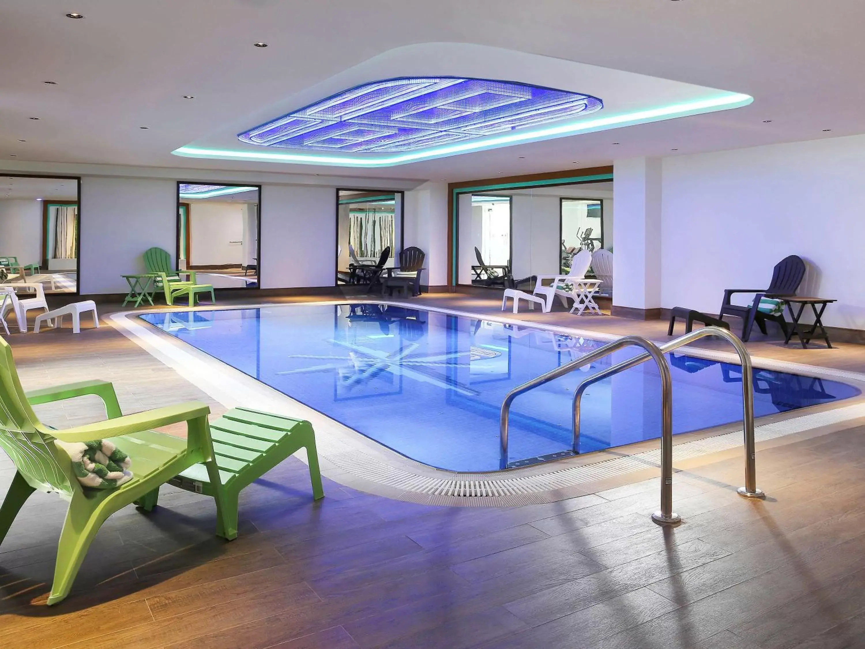 Property building, Swimming Pool in Ibis Styles Dubai Jumeira