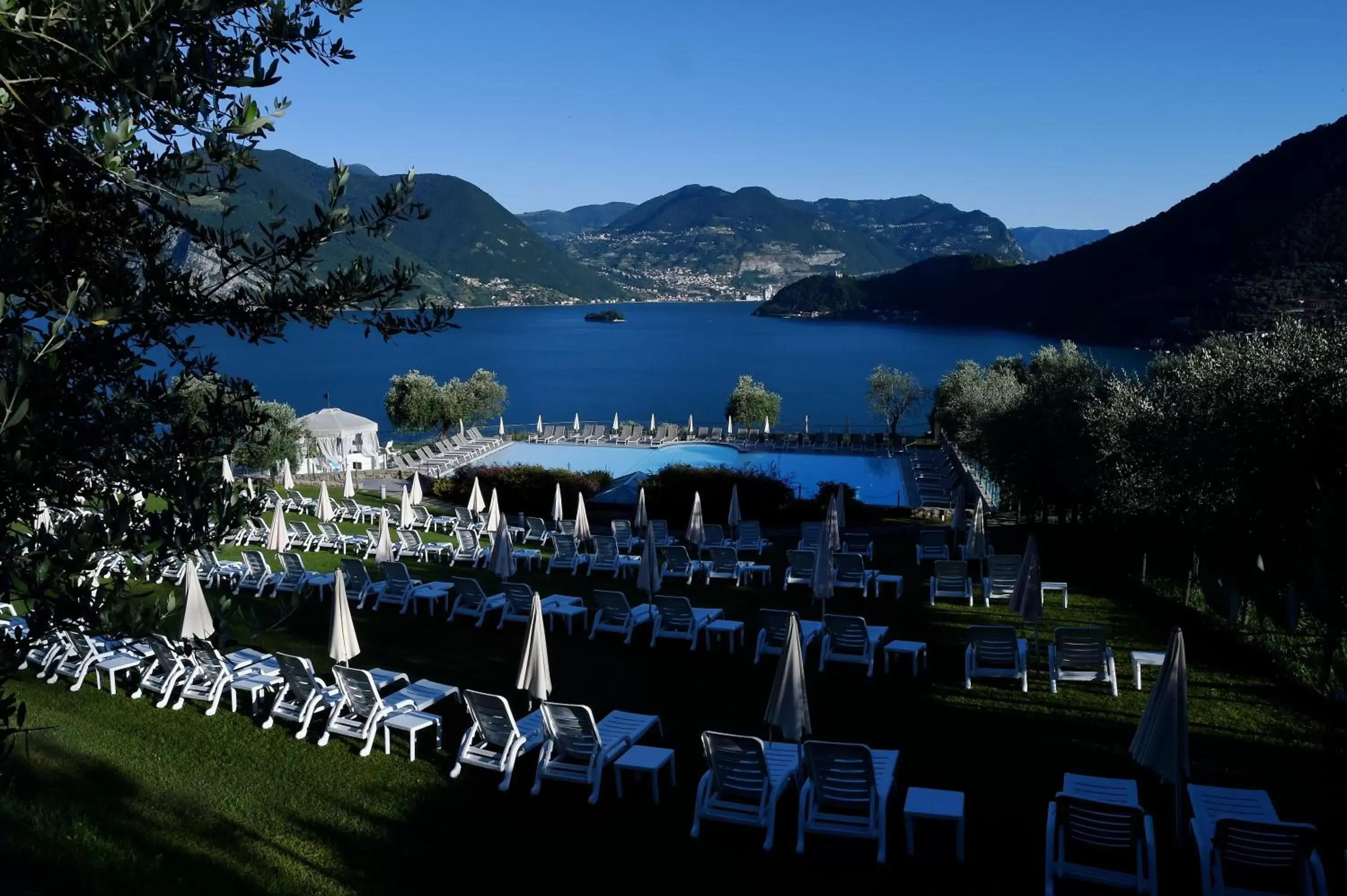 Swimming pool in Locanda La Pernice