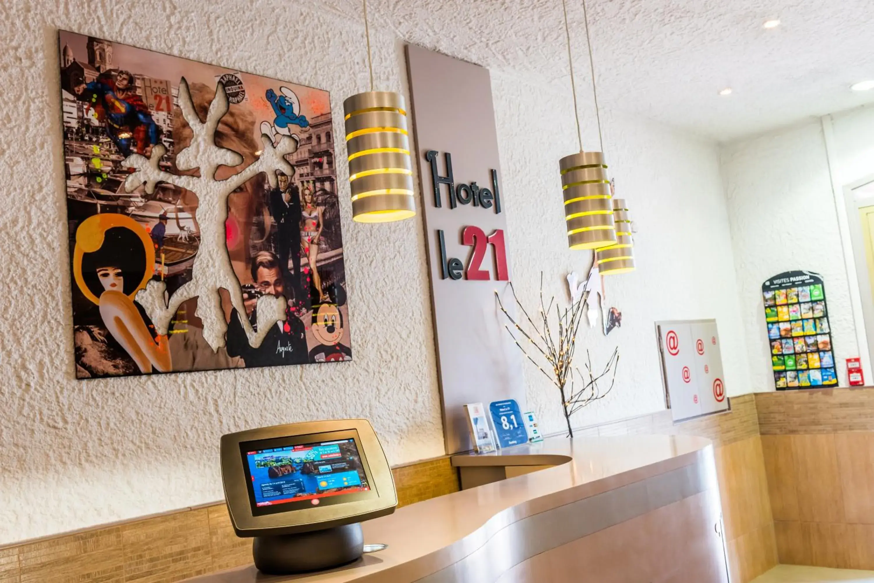 Lobby or reception in Hotel Le 21 Lobby or reception in Hotel Le 21