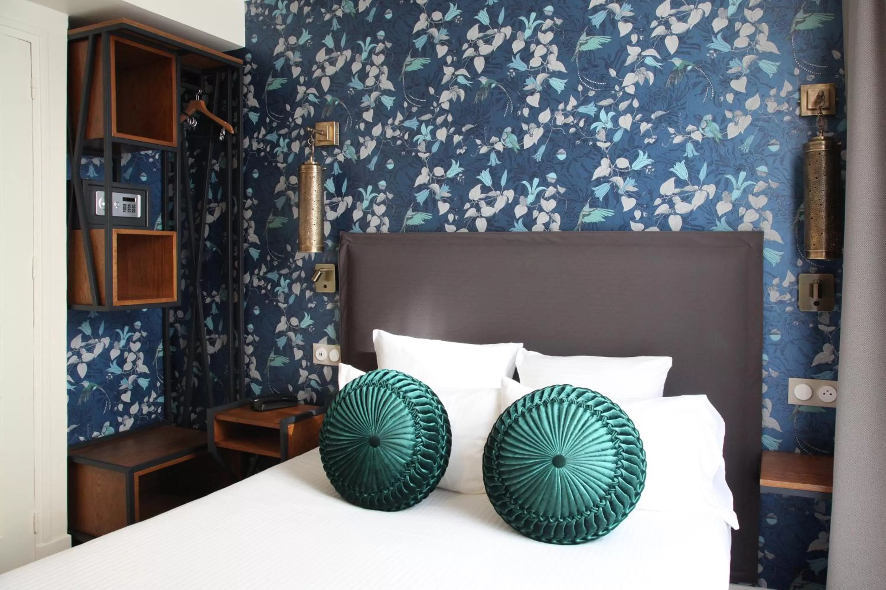 Bed in Moris Grands Boulevards