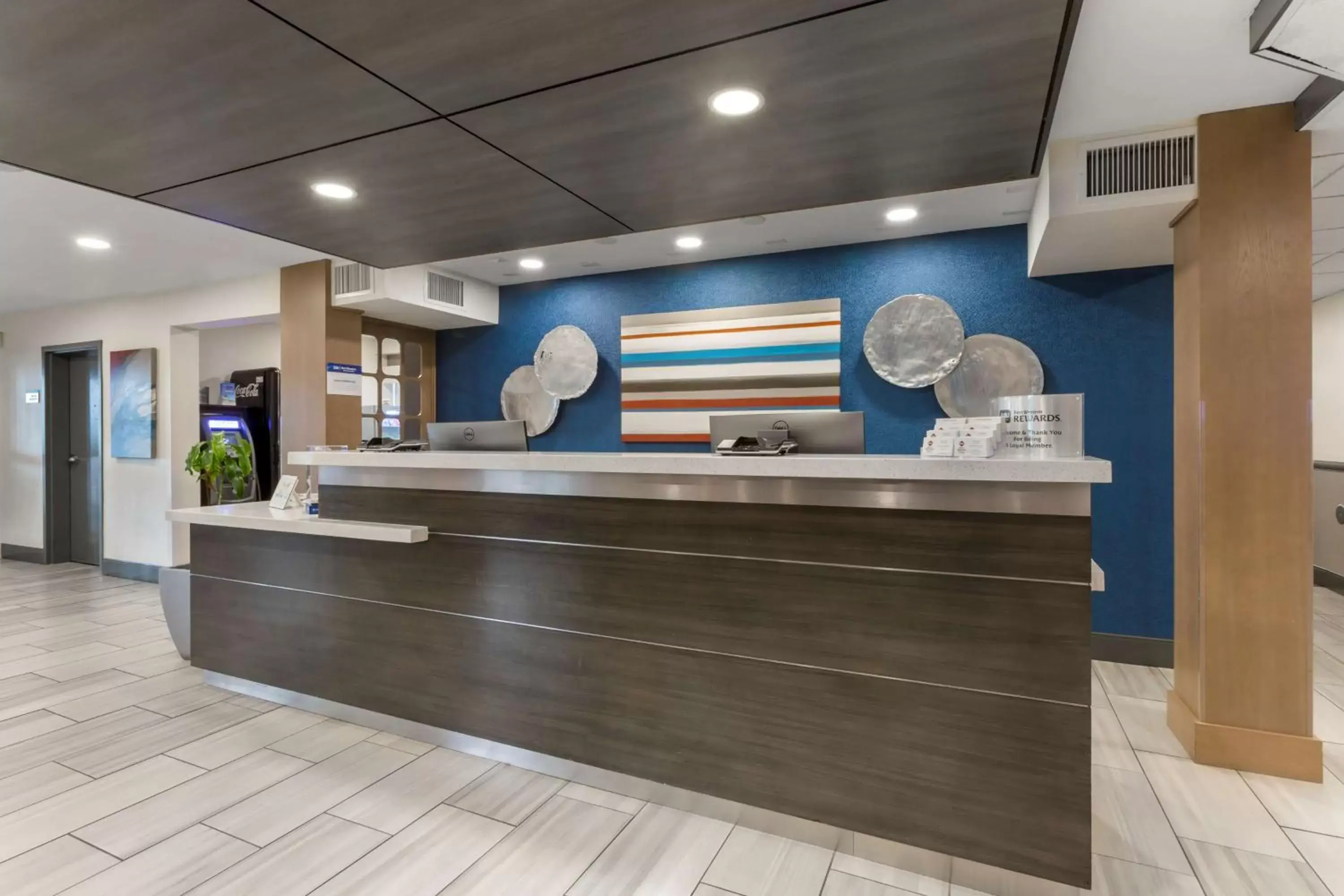 Lobby or reception in Best Western Plus Yuma Foothills Inn & Suites Lobby or reception in Best Western Plus Yuma Foothills Inn & Suites