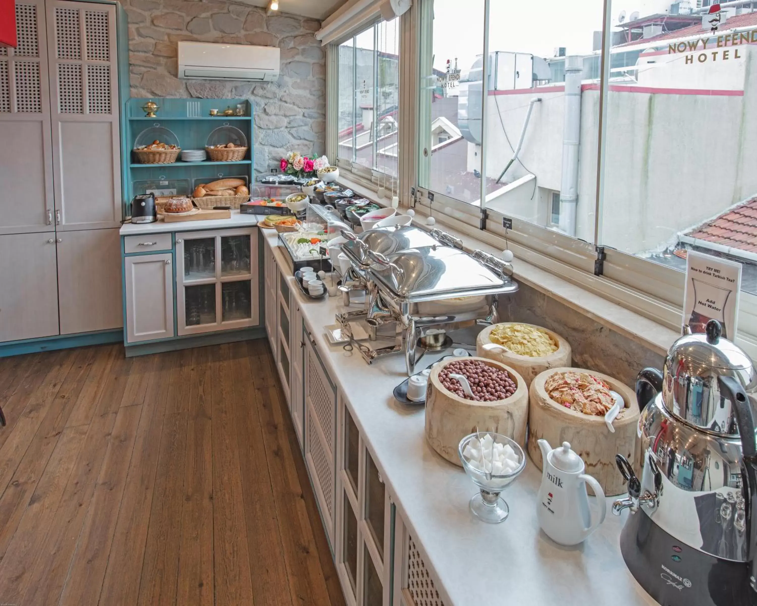 Balcony/Terrace, Kitchen/Kitchenette in Nowy Efendi Hotel - Special Category