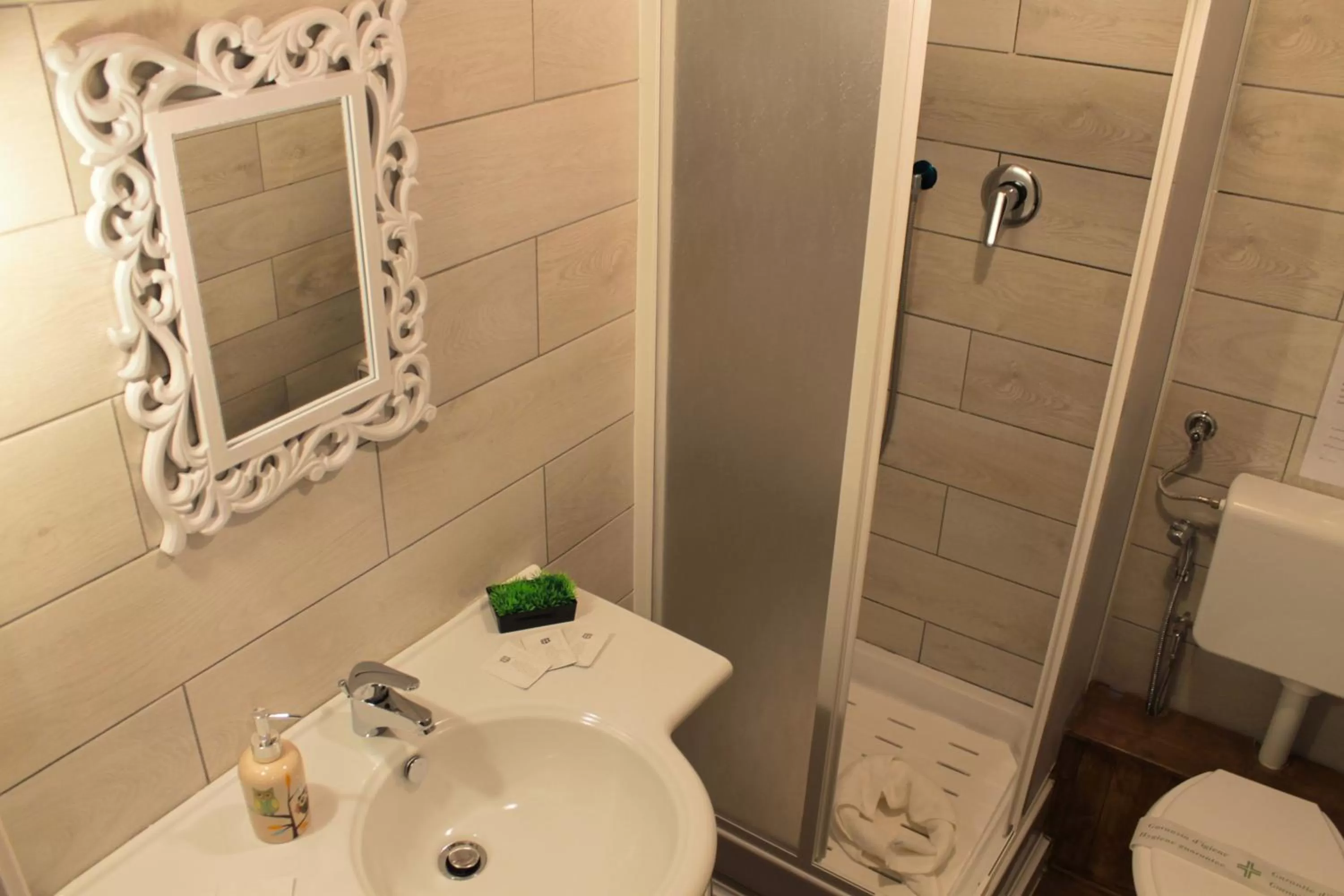 Bathroom in Vesuviane 'E Belle 'Mbriane B&B